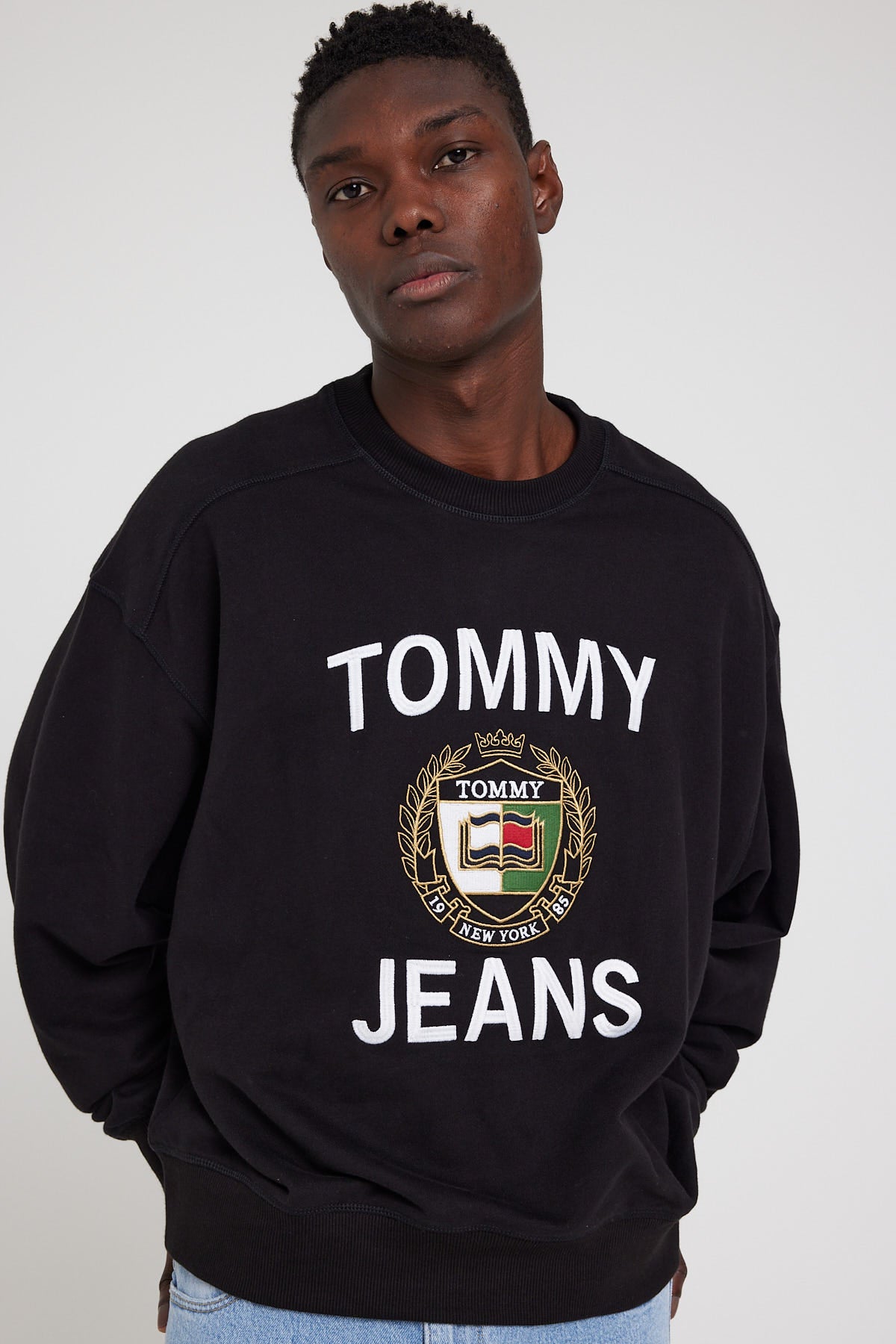 tommy hilfiger universal store