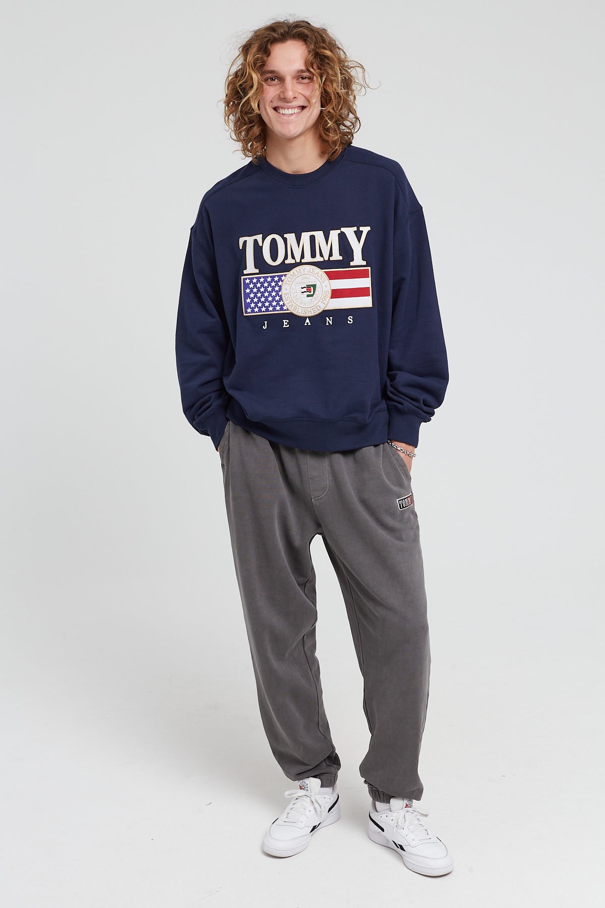 Tommy Jeans TJM RLX TJ – Grey Luxe Htr Silver Universal Store Sweatpant