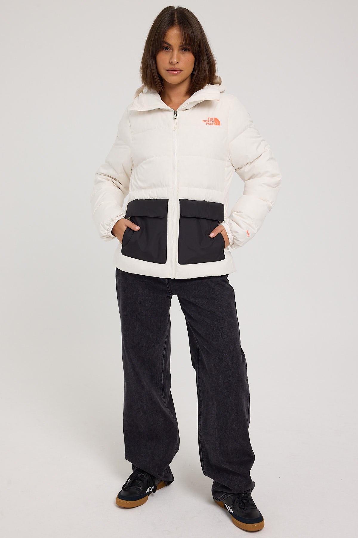 The North Face Women's Gotham Jacket Gardenia White/TNF Black/Orange