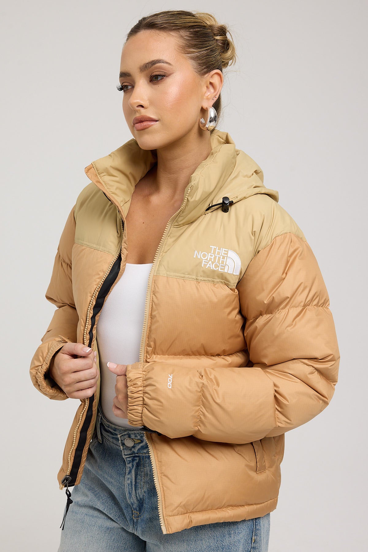 The North Face Women's 1996 Retro Nuptse Jacket Almond Butter/Khaki Stone