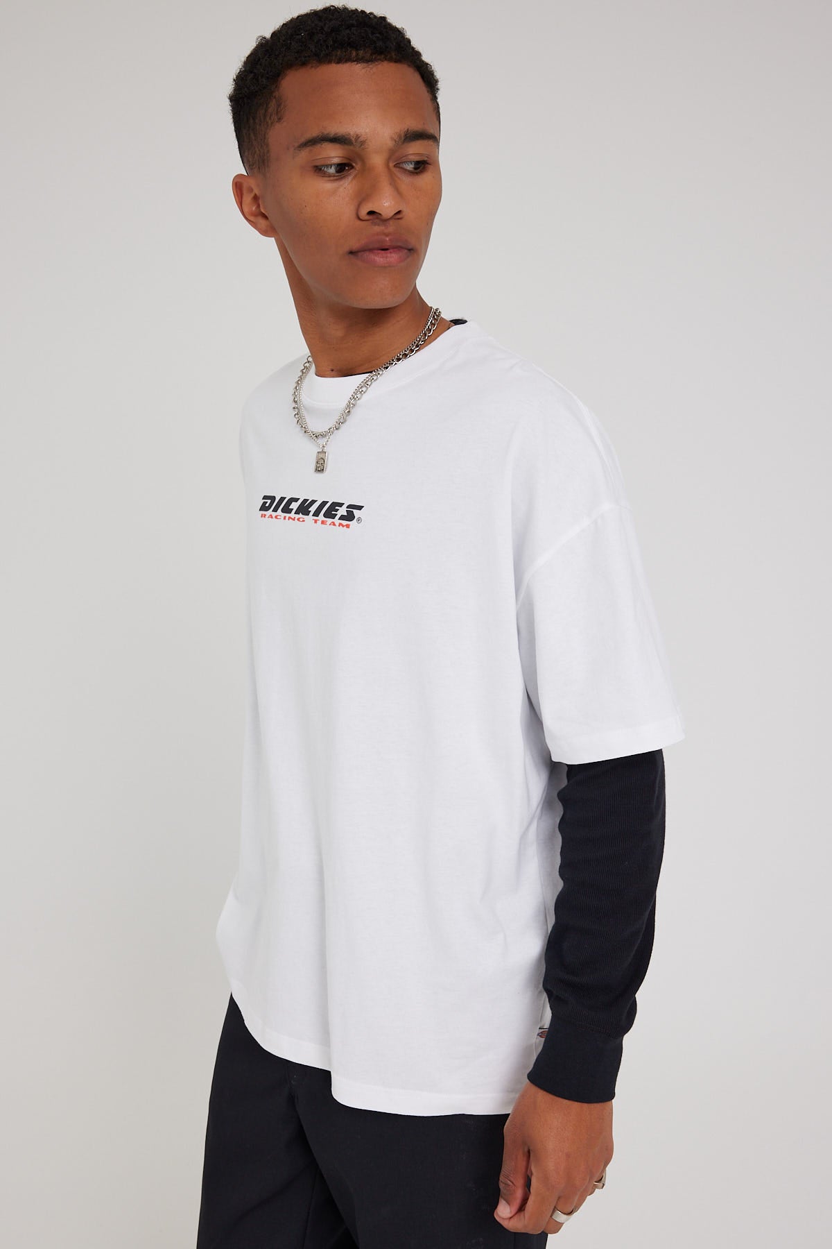 Dickies Delivered 330 Tee White – Universal Store