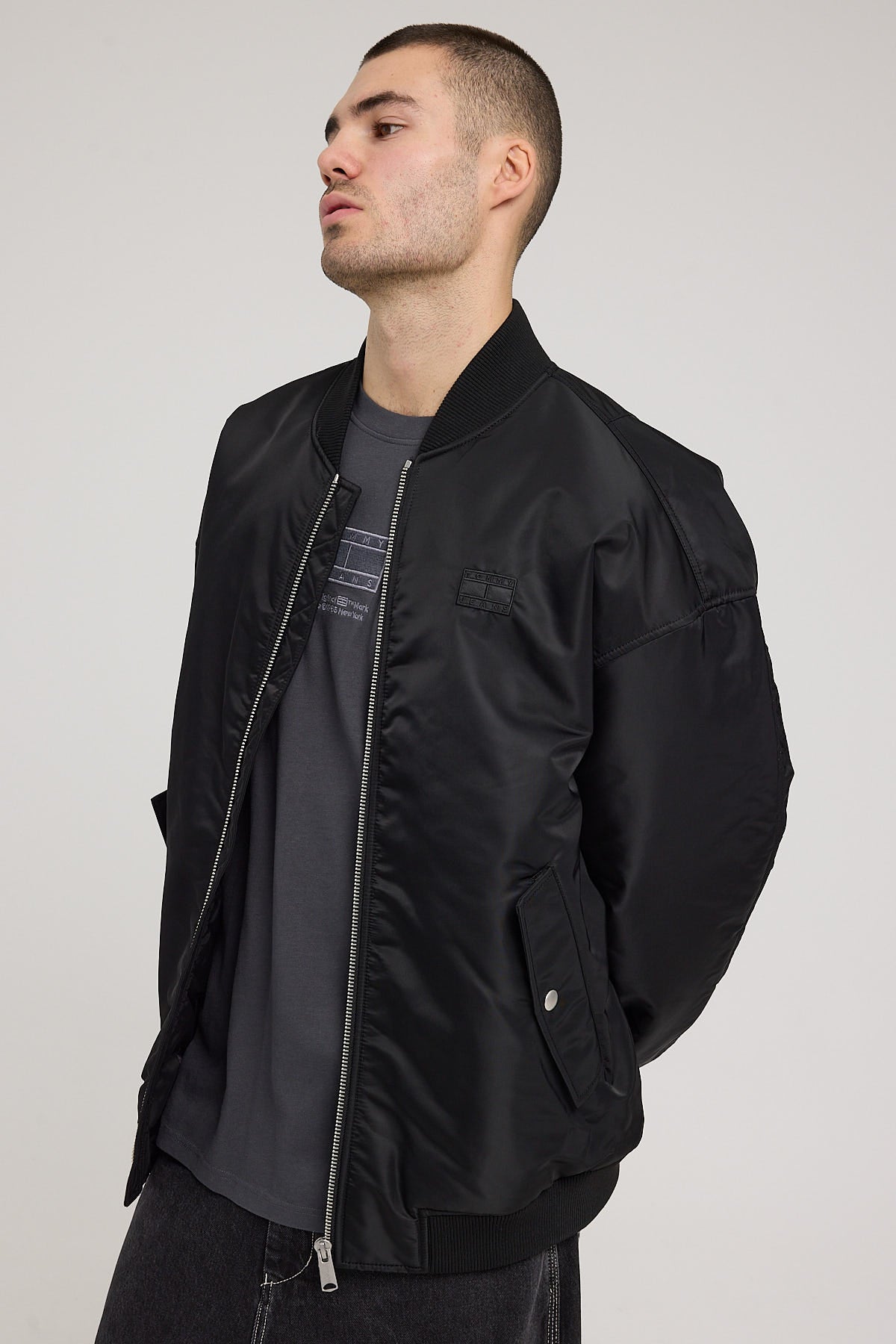 Tommy Jeans TJM OVZ Tonal Applique Bomber Black – Universal Store