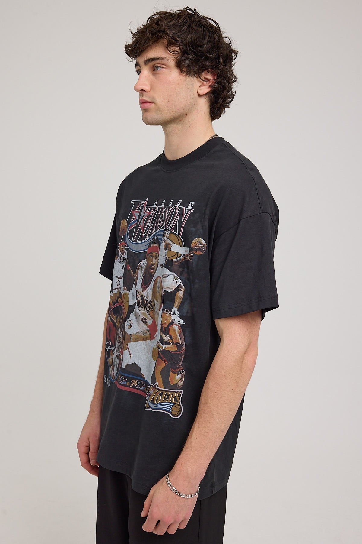 Mitchell & Ness Iverson Photo Tee Faded Black