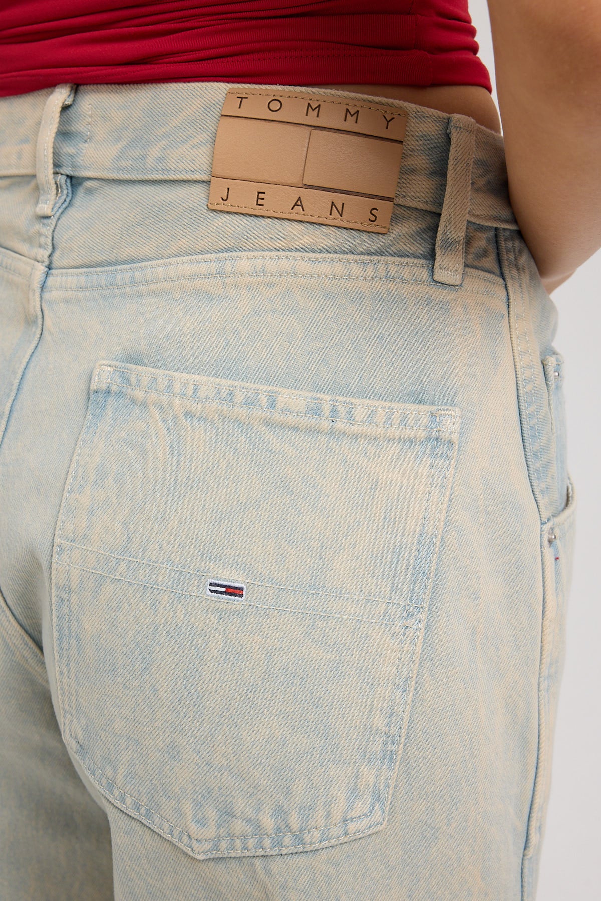 Tommy Jeans Daisy Jean Low Baggy Denim Colour