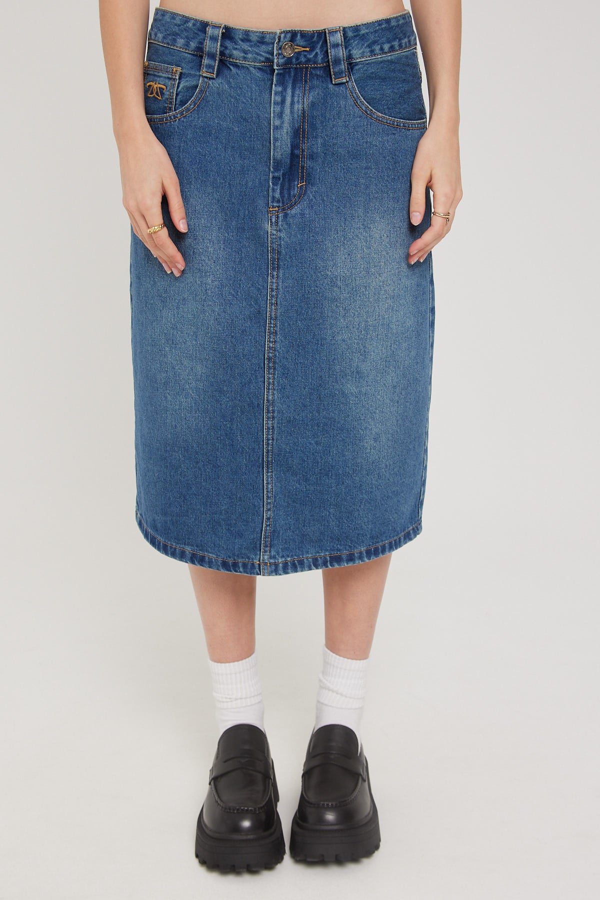 Dakota 501 90s Denim Midi Skirt True Blue True Blue – Universal Store