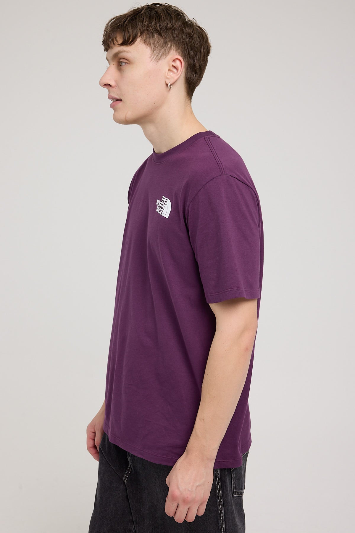 The North Face Box NSE Tee Black Current Purple