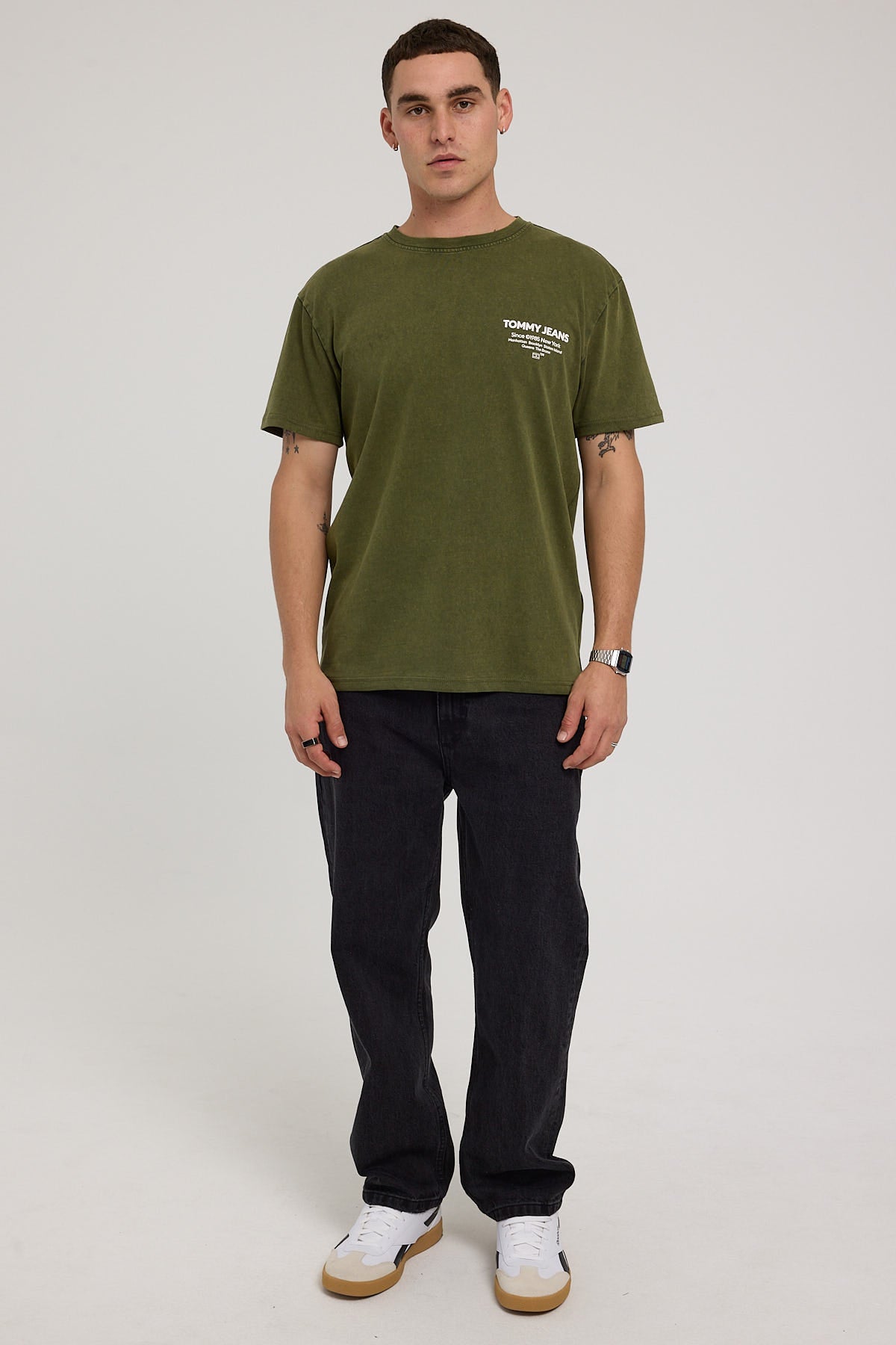 Tommy Jeans TJM Regular Washed Essential TJ Tee Drab Olive Green