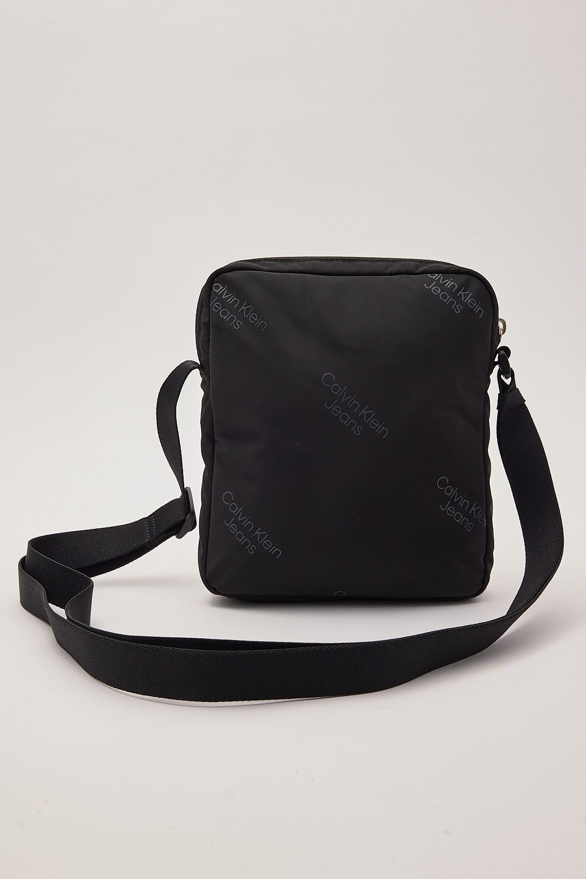 Calvin Klein Sports Essential Reporter Black