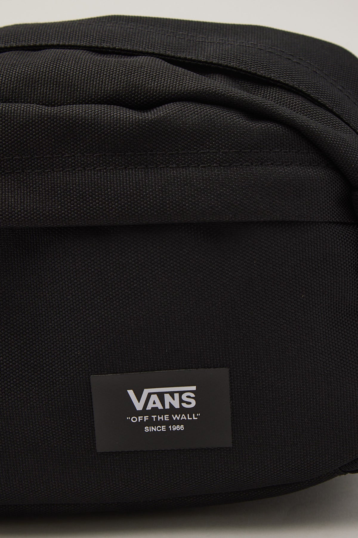 Vans Bounds Crossbody Bag Black – Universal Store