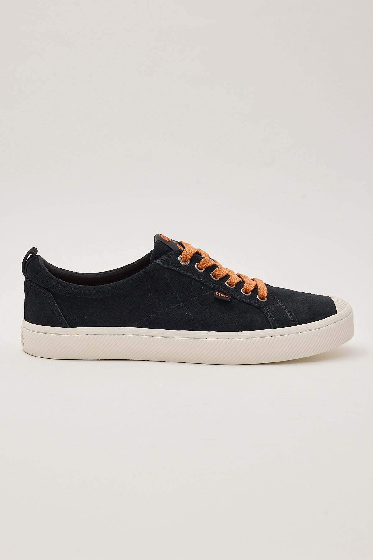 Cariuma OCA Low Deus Ex Machina Suede Black