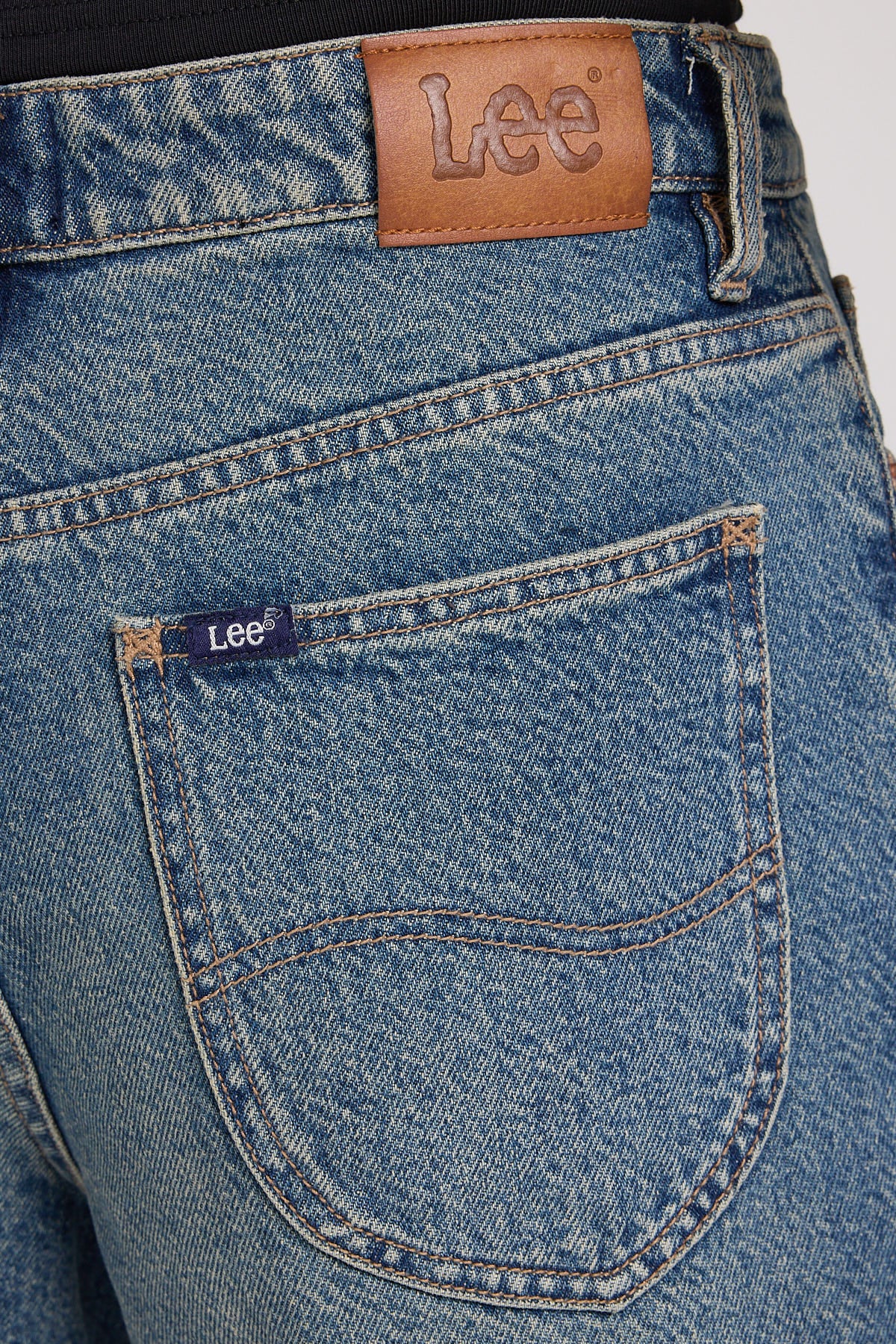 Lee 90s Mid Baggy Short Tinted Vintage – Universal Store