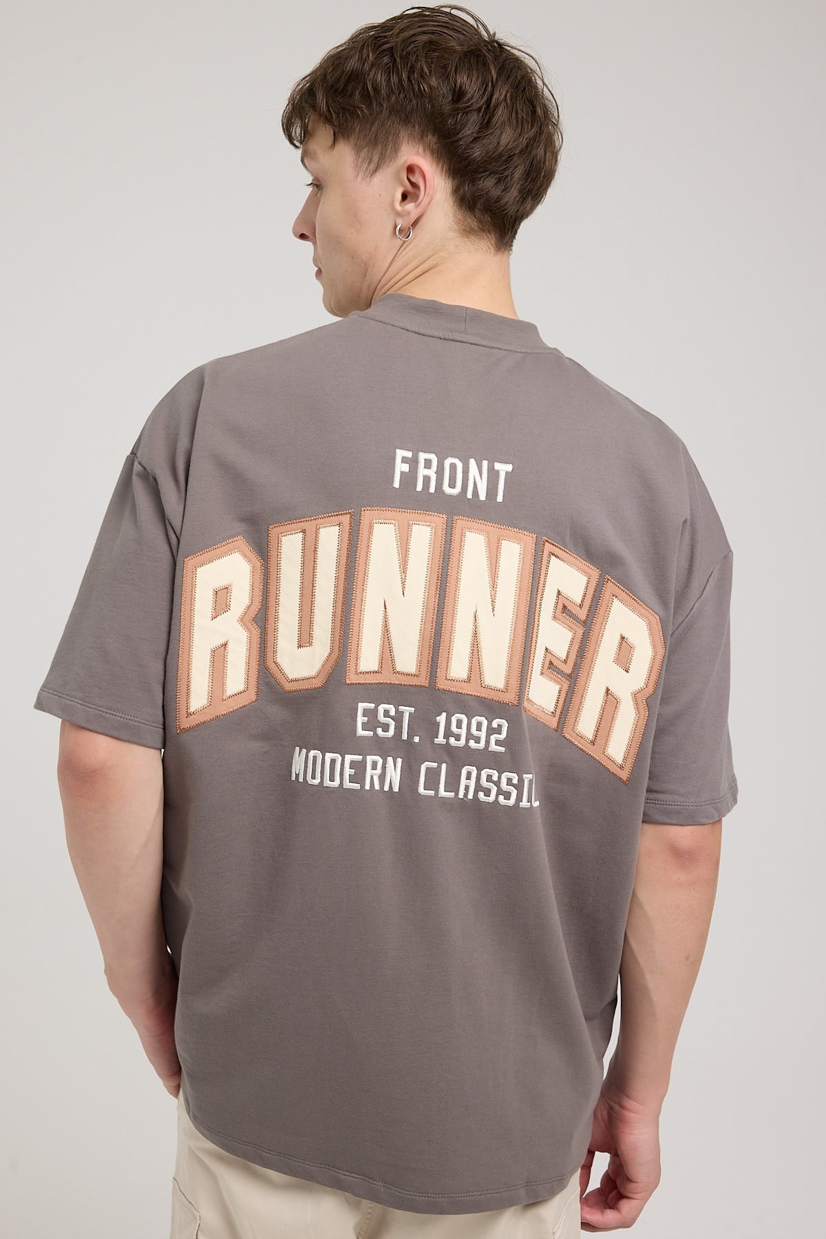 Front Runner Modern Classic Tee Charcoal