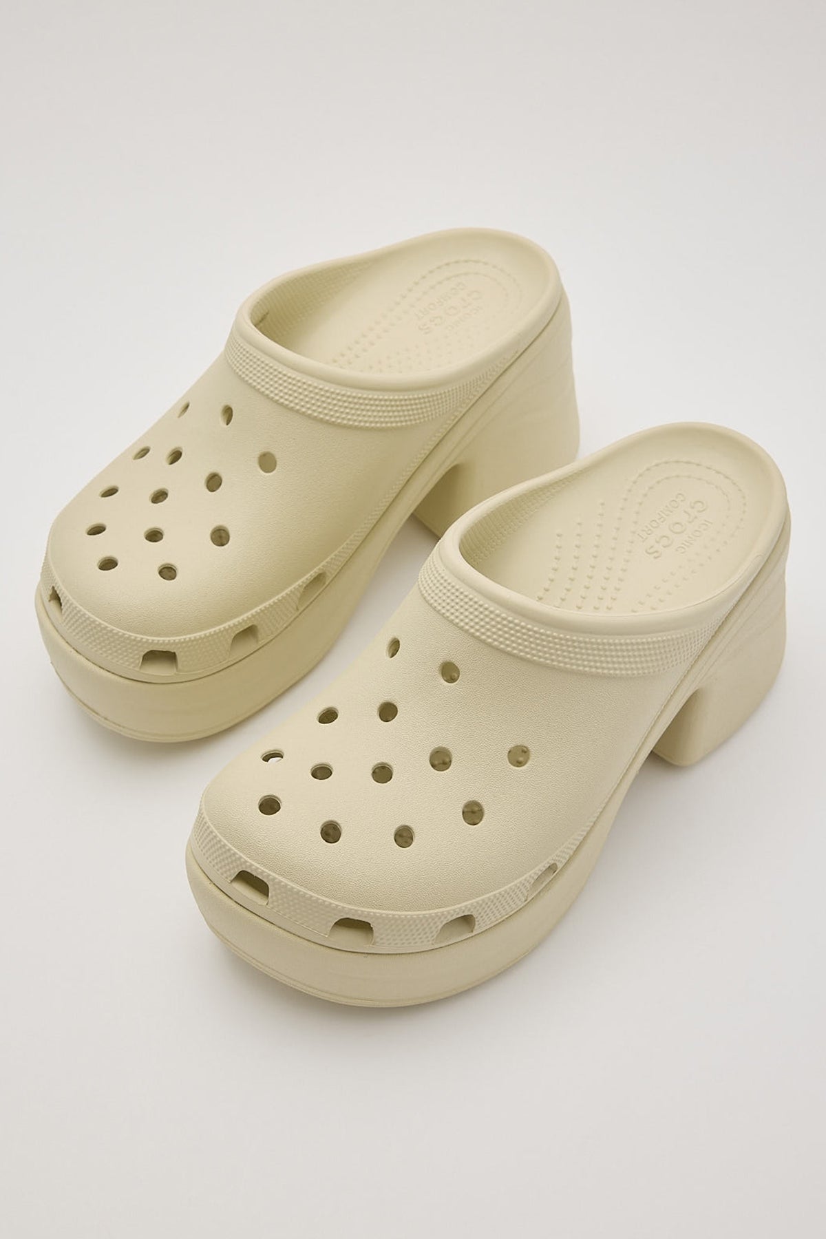 Crocs Siren Clog Bone