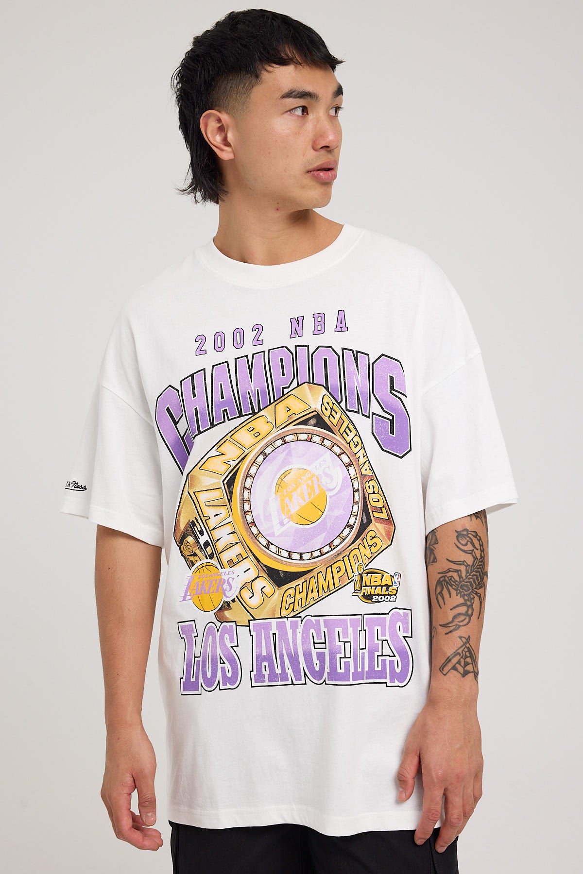 Mitchell & Ness Lakers Champions History Tee Vintage White