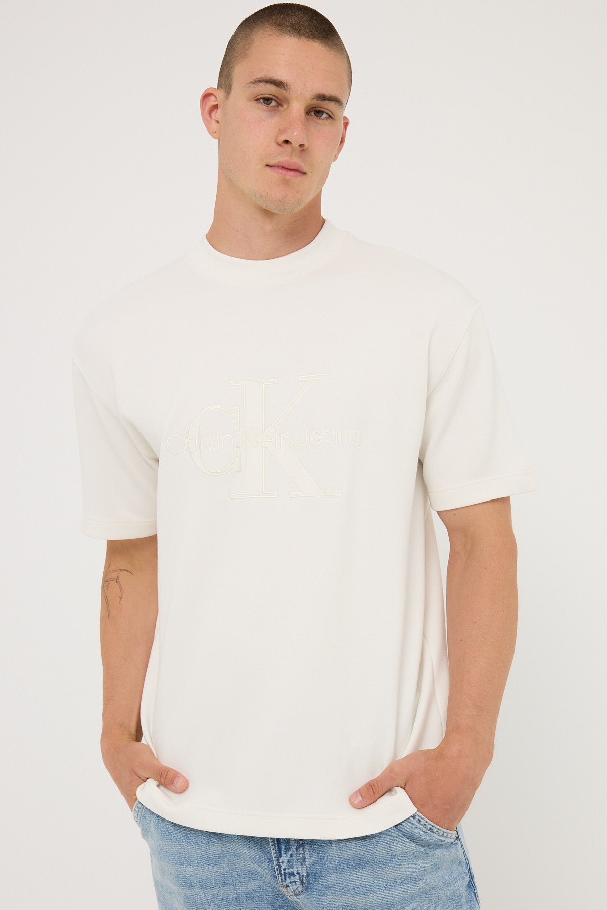 Calvin Klein Scuba CK Tee Ivory