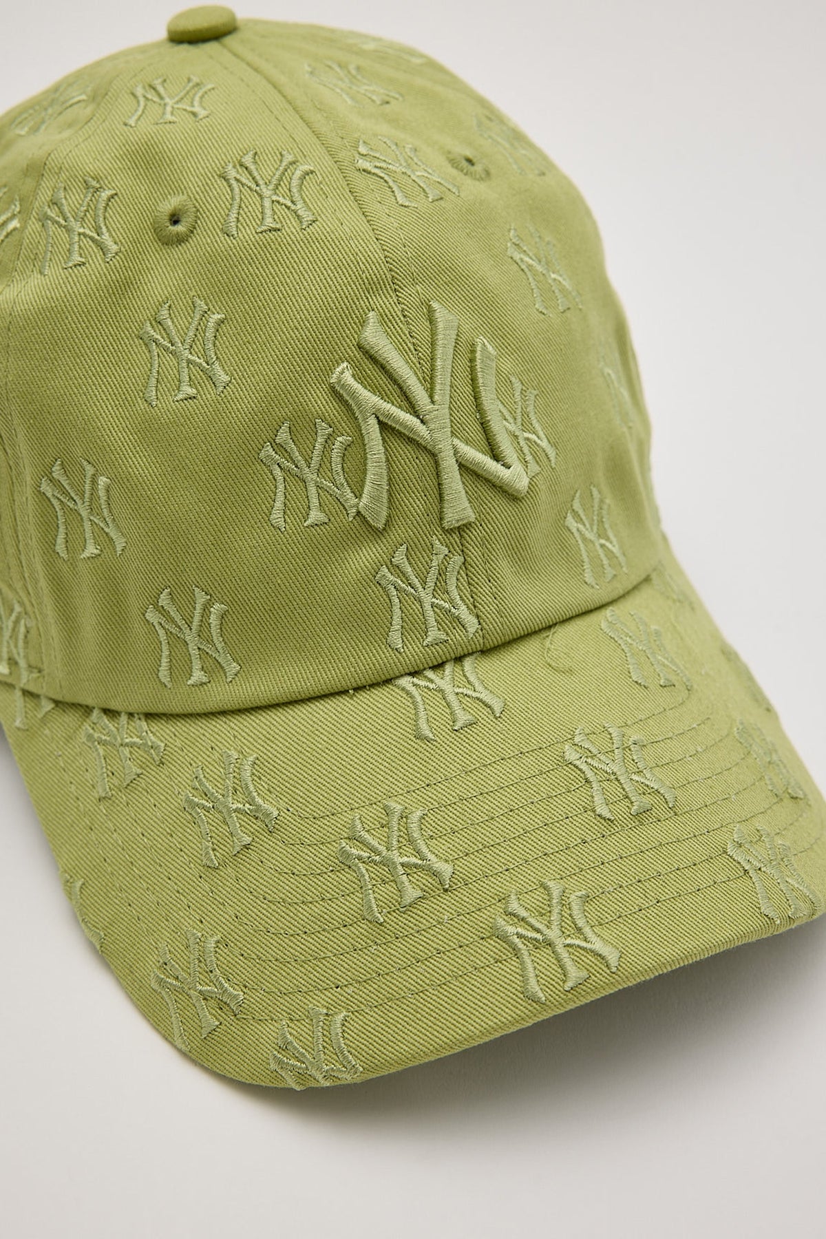 New Era Casual Classic NY Yankees Bay Leaf