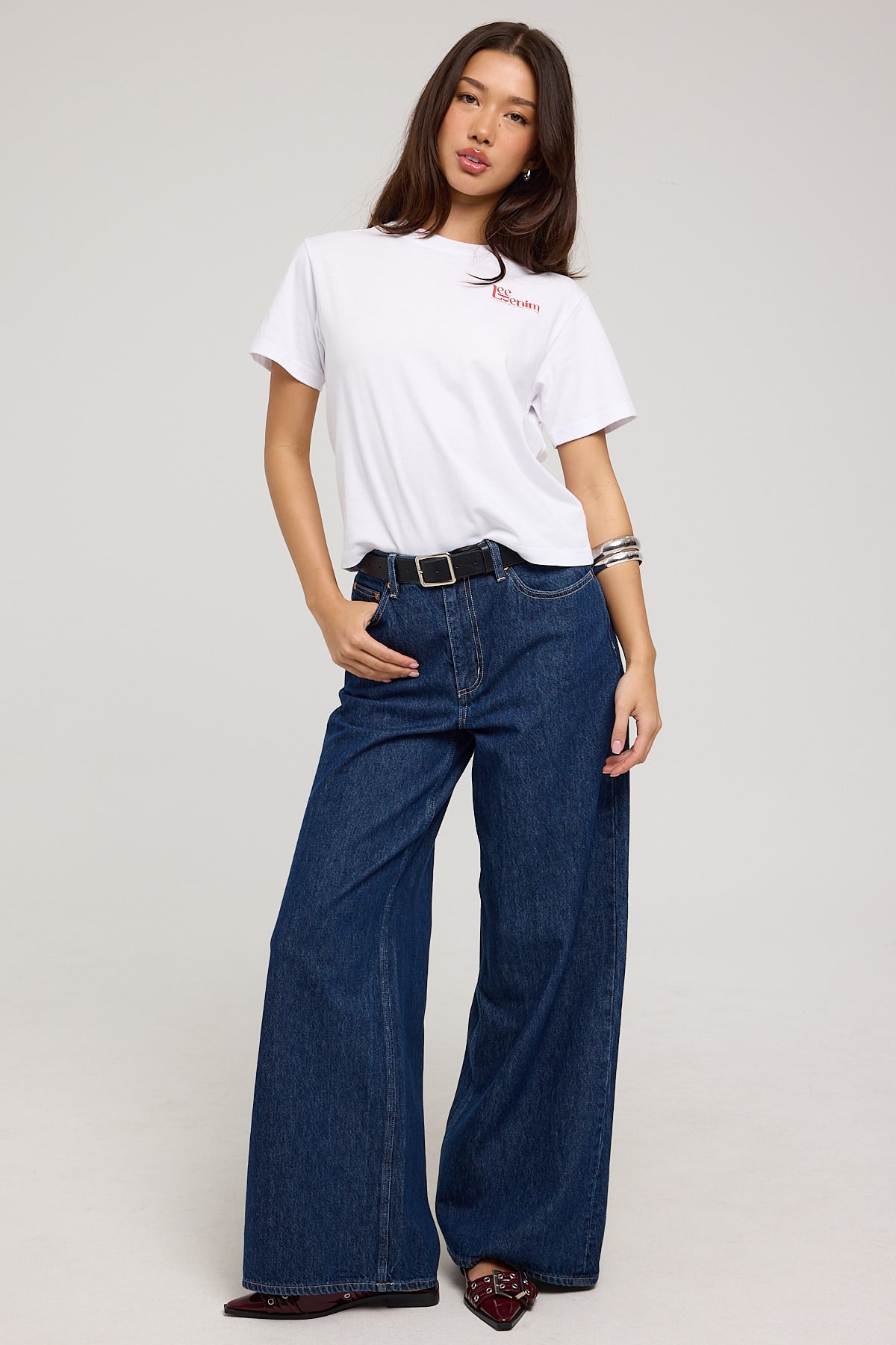 Lee Lee x Gabi Sullivan Signature Mid Relaxed Wide Jean Essential Rinse