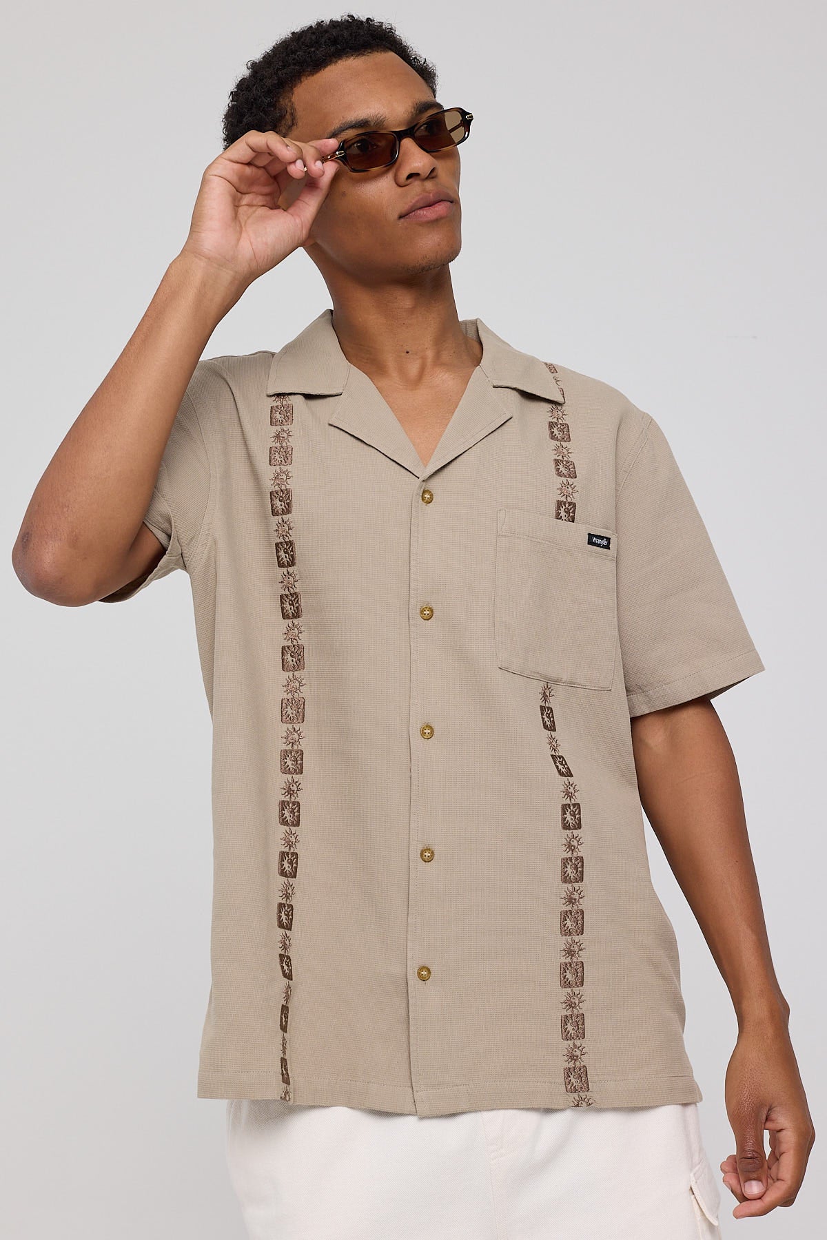 Wrangler Resort Waffle Shirt YinYang Sand