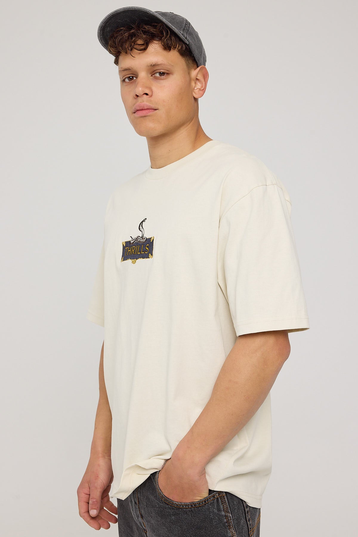 Thrills Above It All Oversize Fit Tee Light Grey