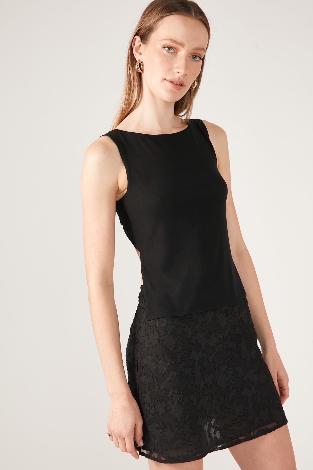 Perfect Stranger Aruba Backless Cami Black