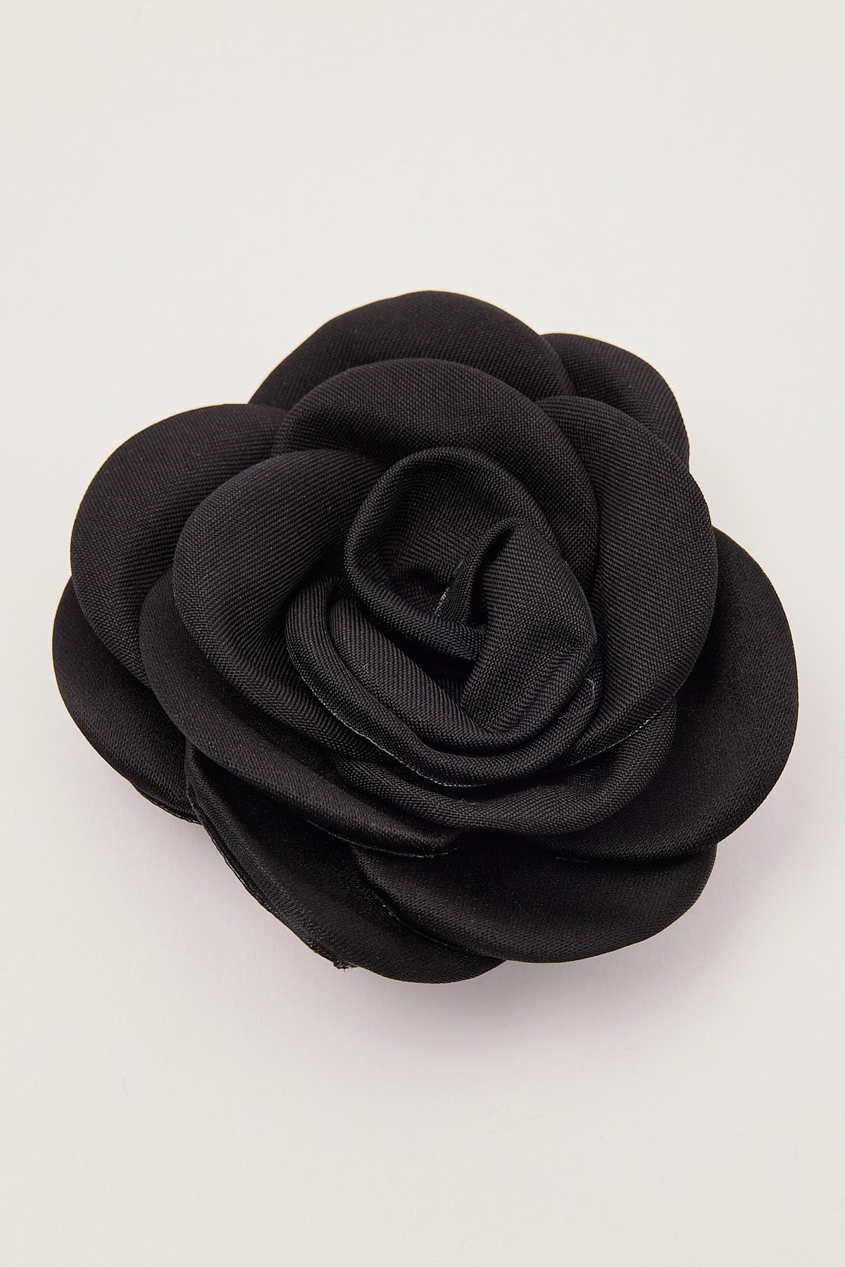 Token Satin Rose Multi Use Clip Black – Universal Store