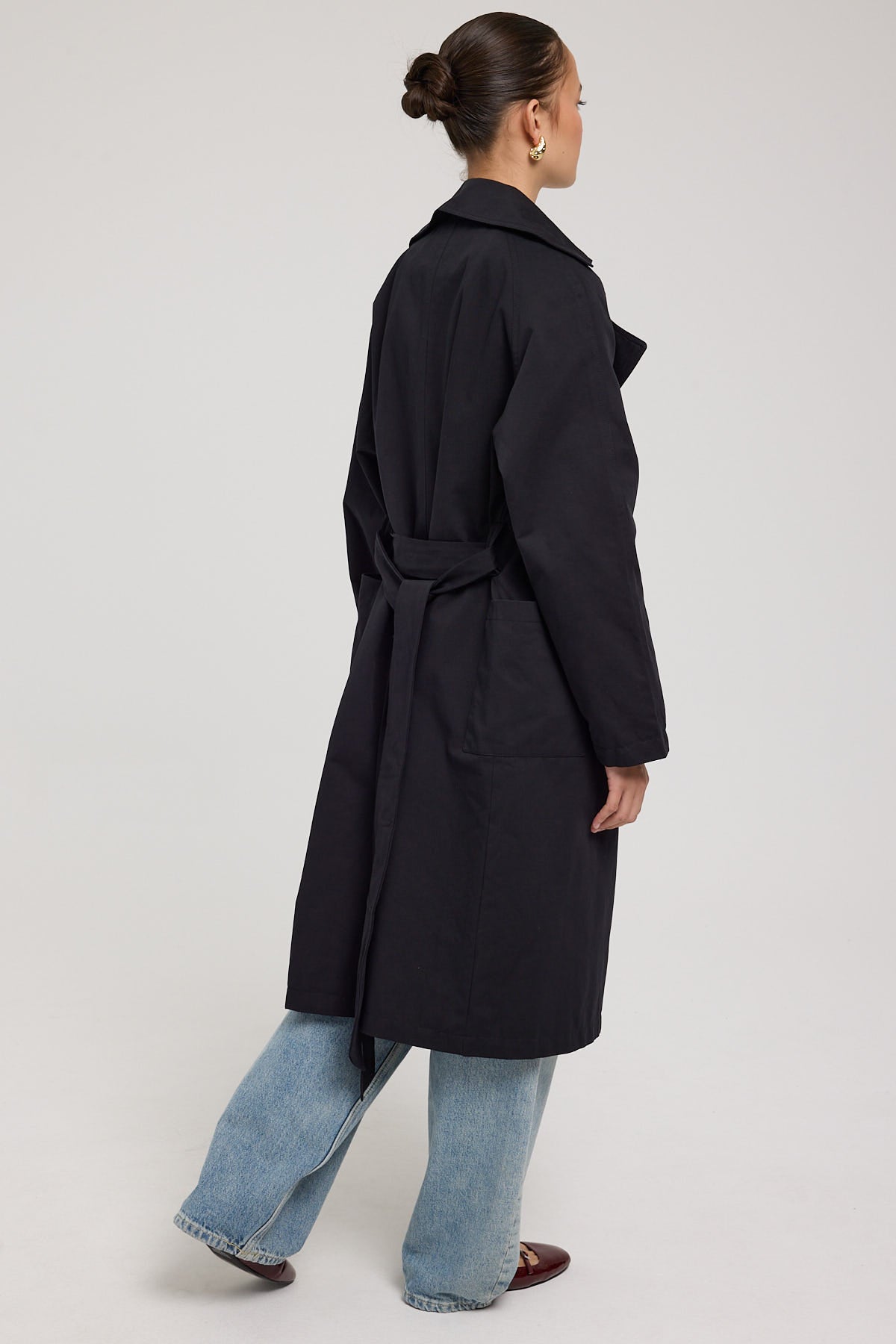 Perfect Stranger Lila Trench Coat Black