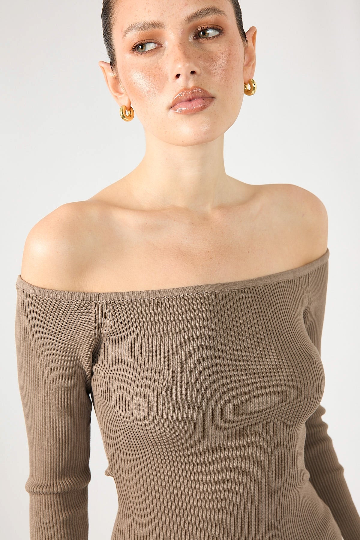 Perfect Stranger Ribbed Off Shoulder Long Sleeve Top TAUPE