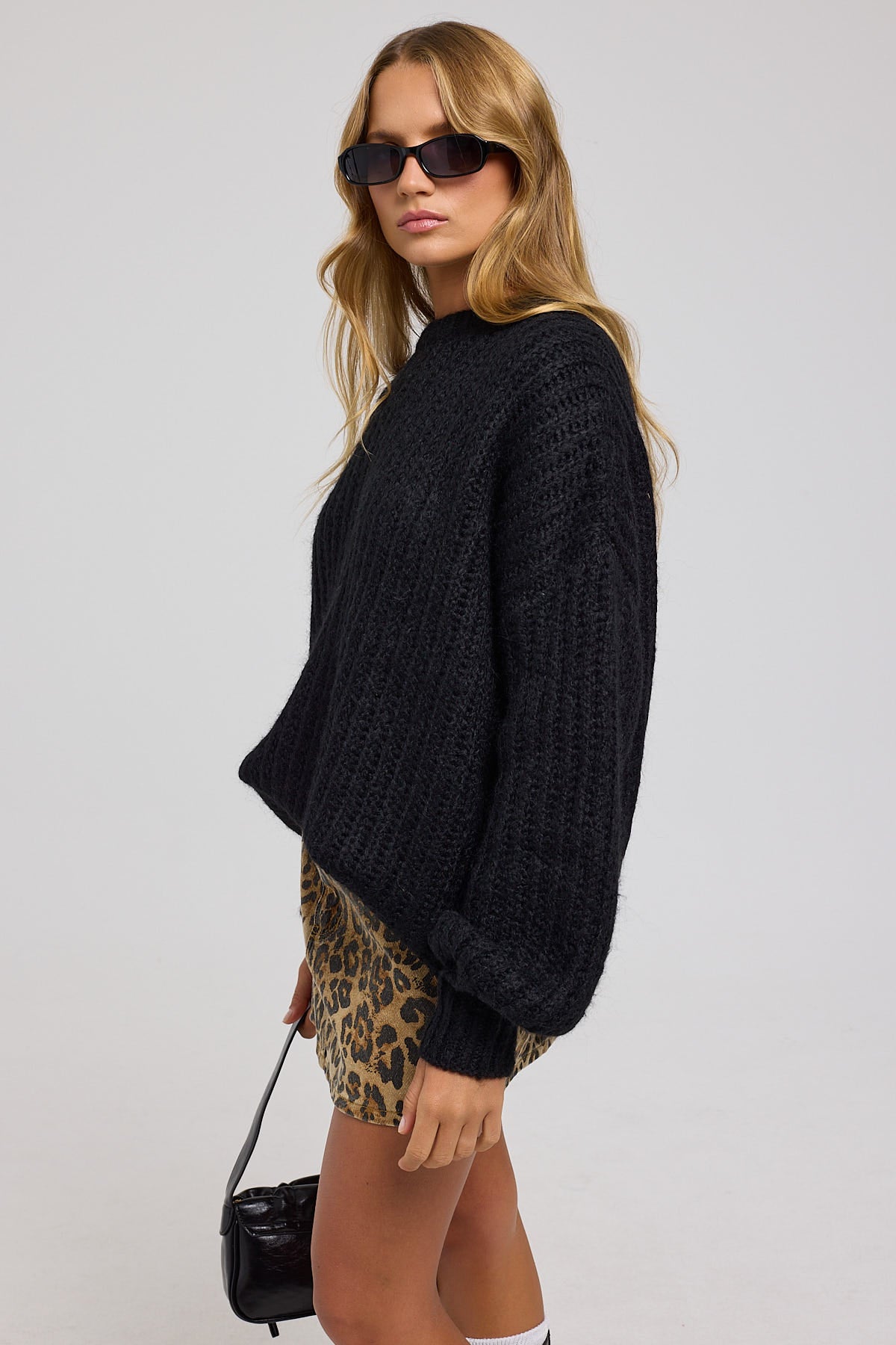 Perfect Stranger Mochi Oversized Fluffy Rib Jumper Black