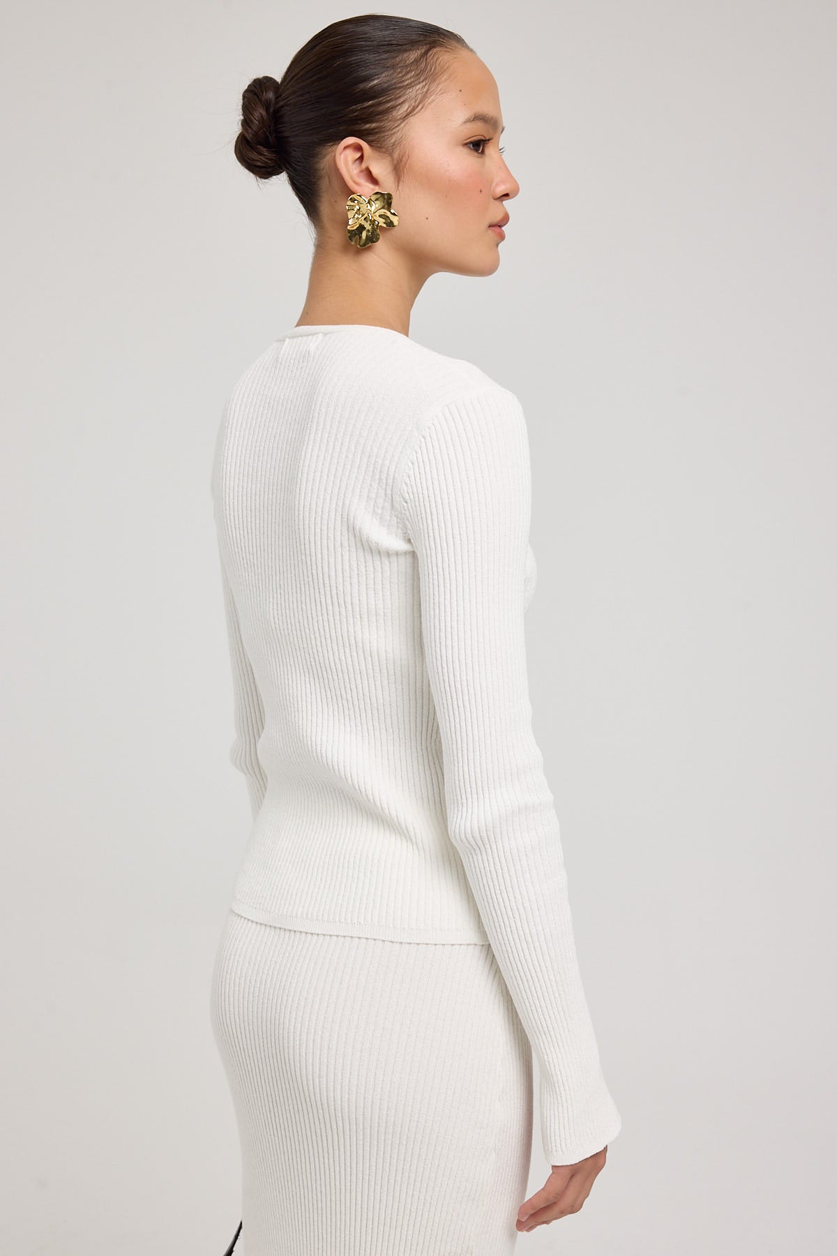 Perfect Stranger Kait Button Front Long Sleeve Knit Top Off White