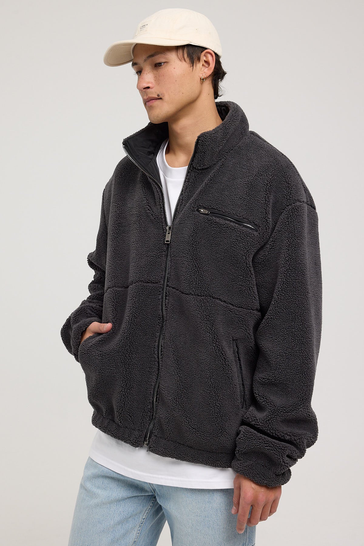 Common Need Orion Sherpa Jacket Dark Grey – Universal Store