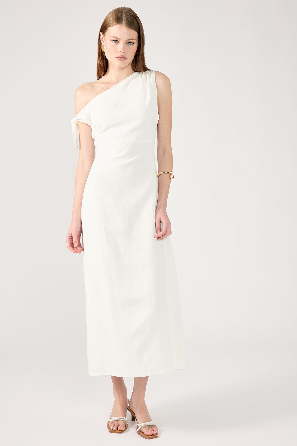 Perfect Stranger Hera Off Shoulder Linen Midi Dress White