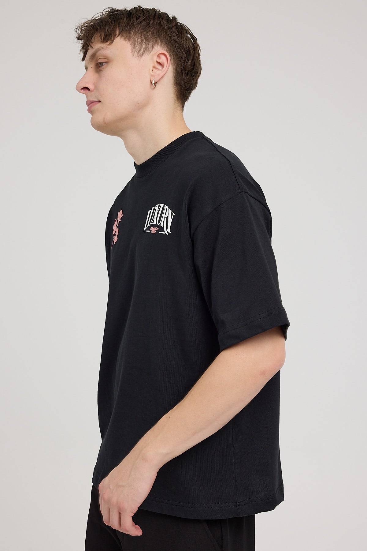 Common Need Veritas Easy Tee Black