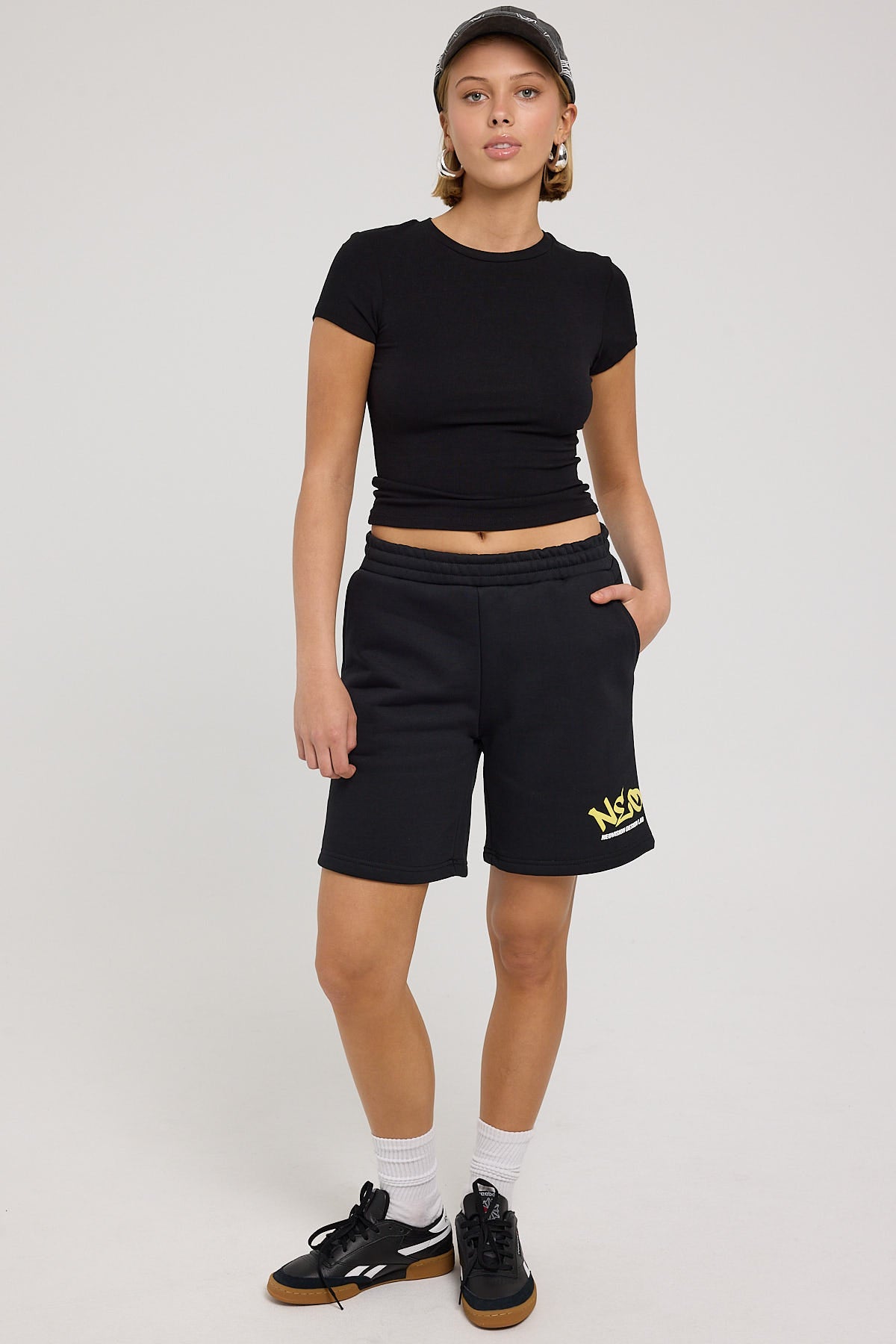 Neovision Ends Sweat Short Black