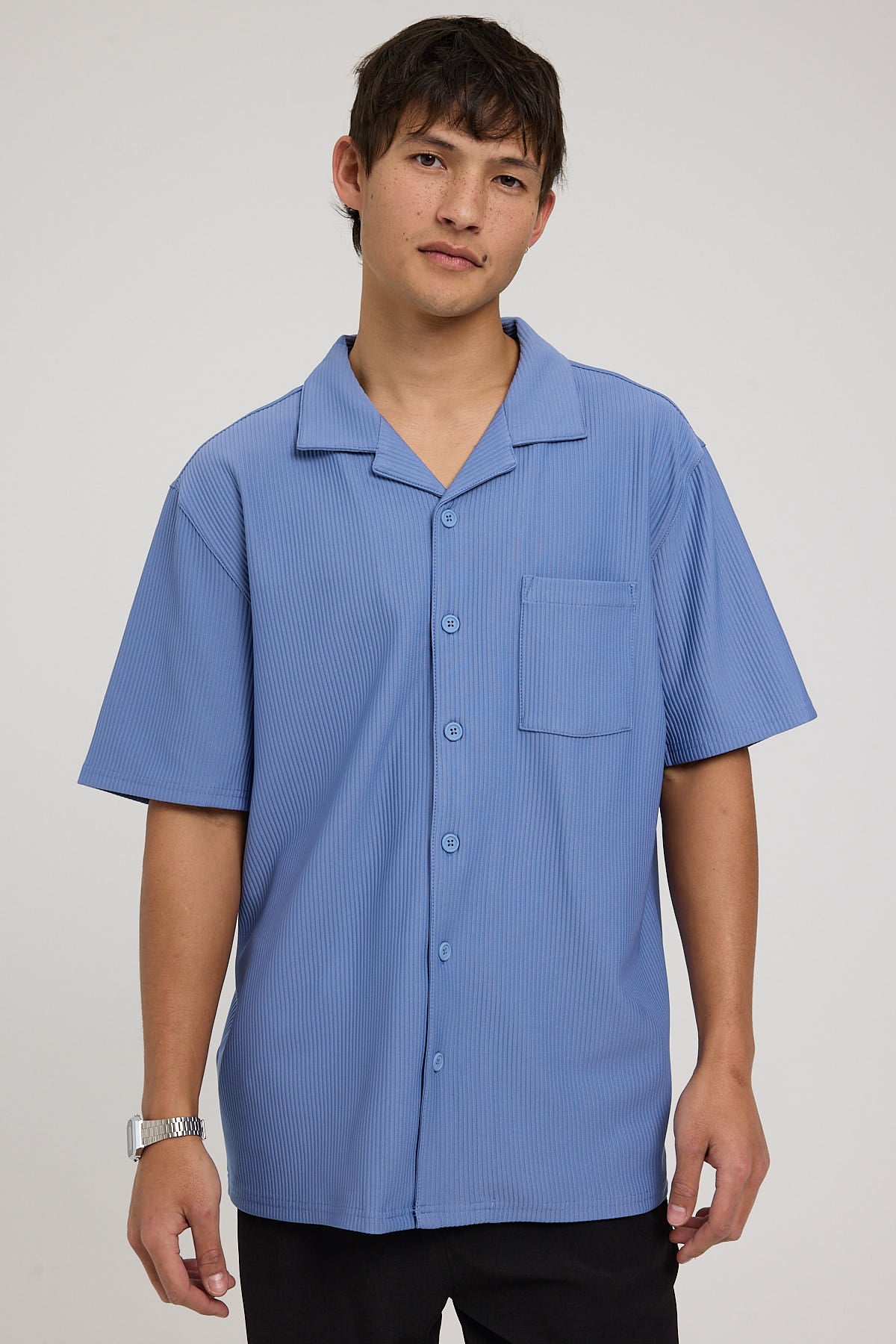 Common Need Austin Pleated Resort Shirt Dusty Blue