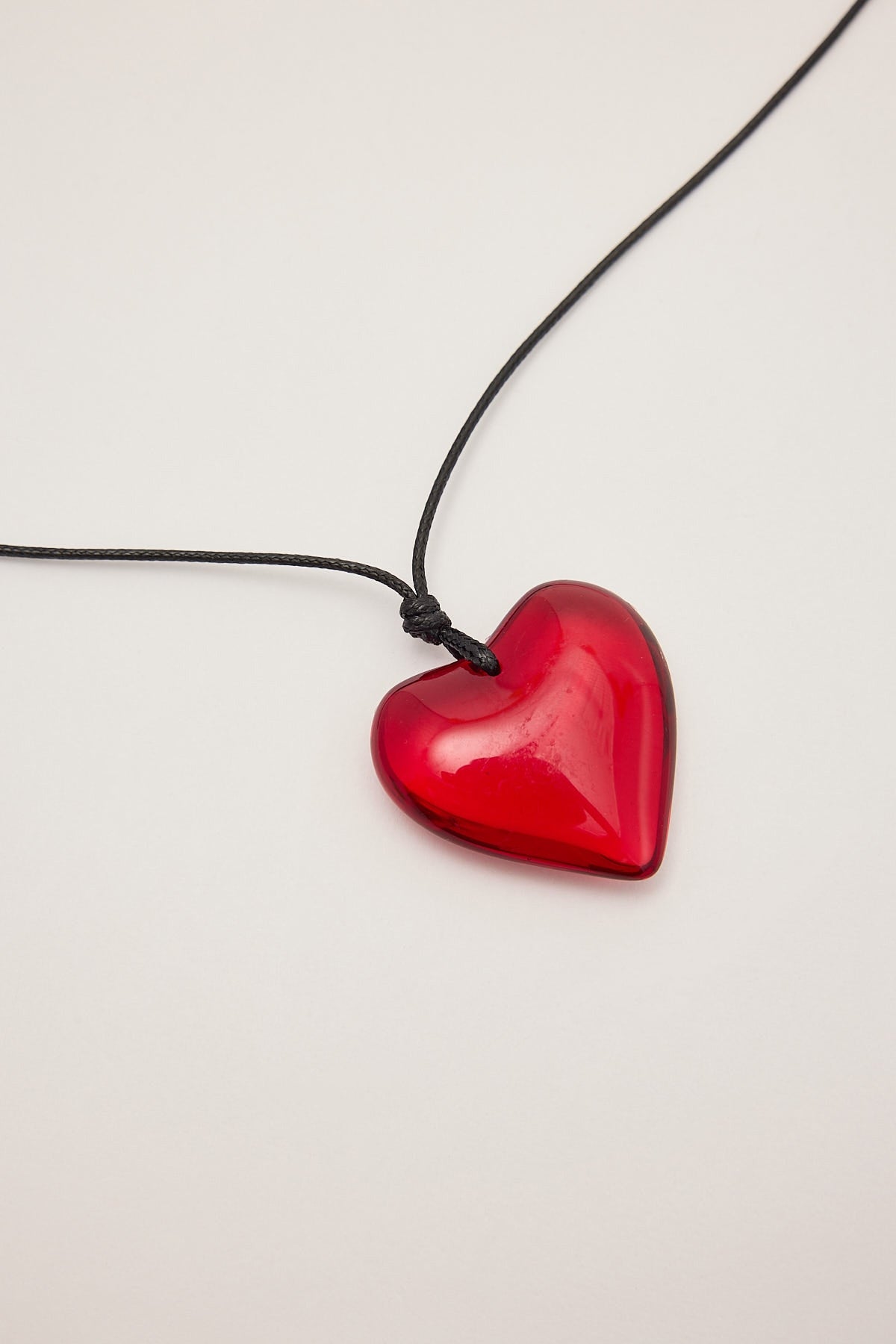 Token Heart Breaker Necklace Red/Black