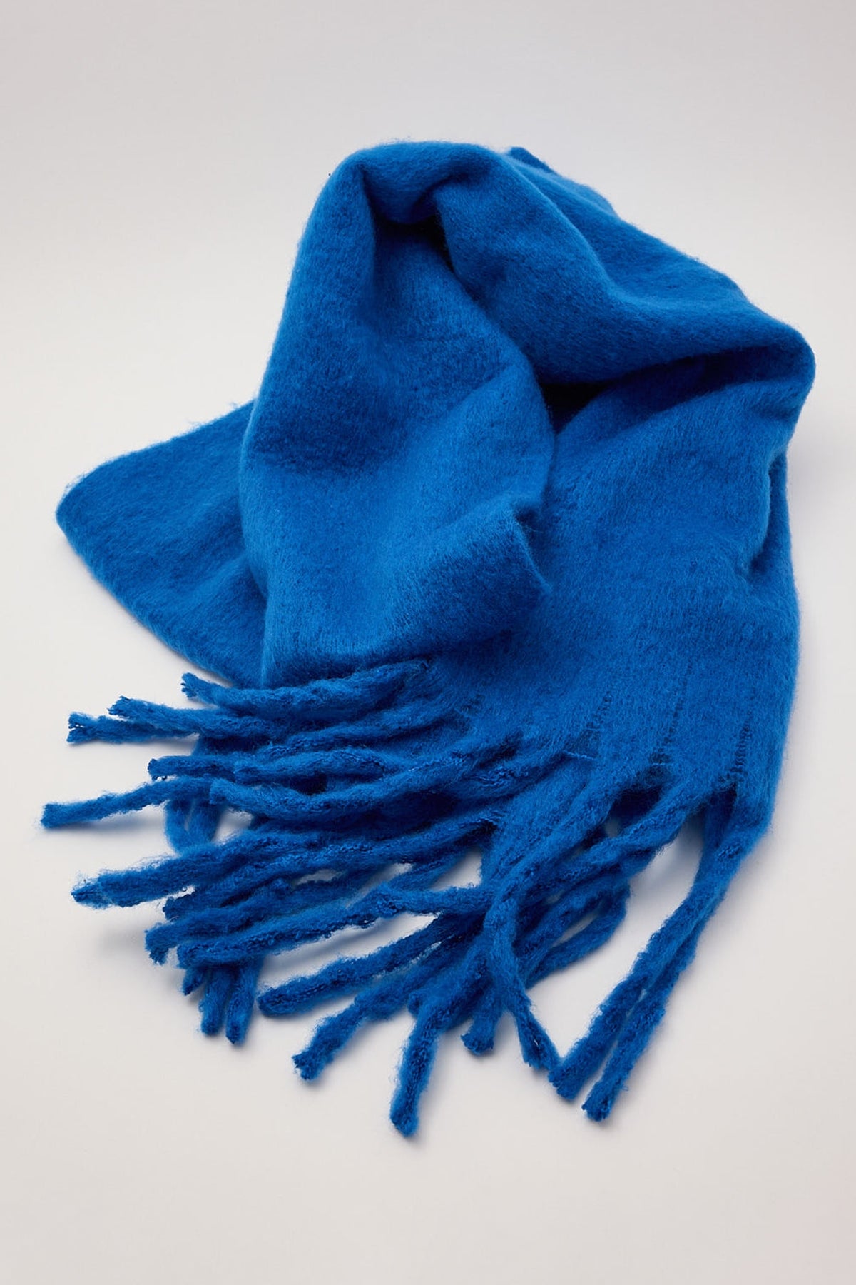 Perfect Stranger Plush Oversized Knit Scarf Cobalt