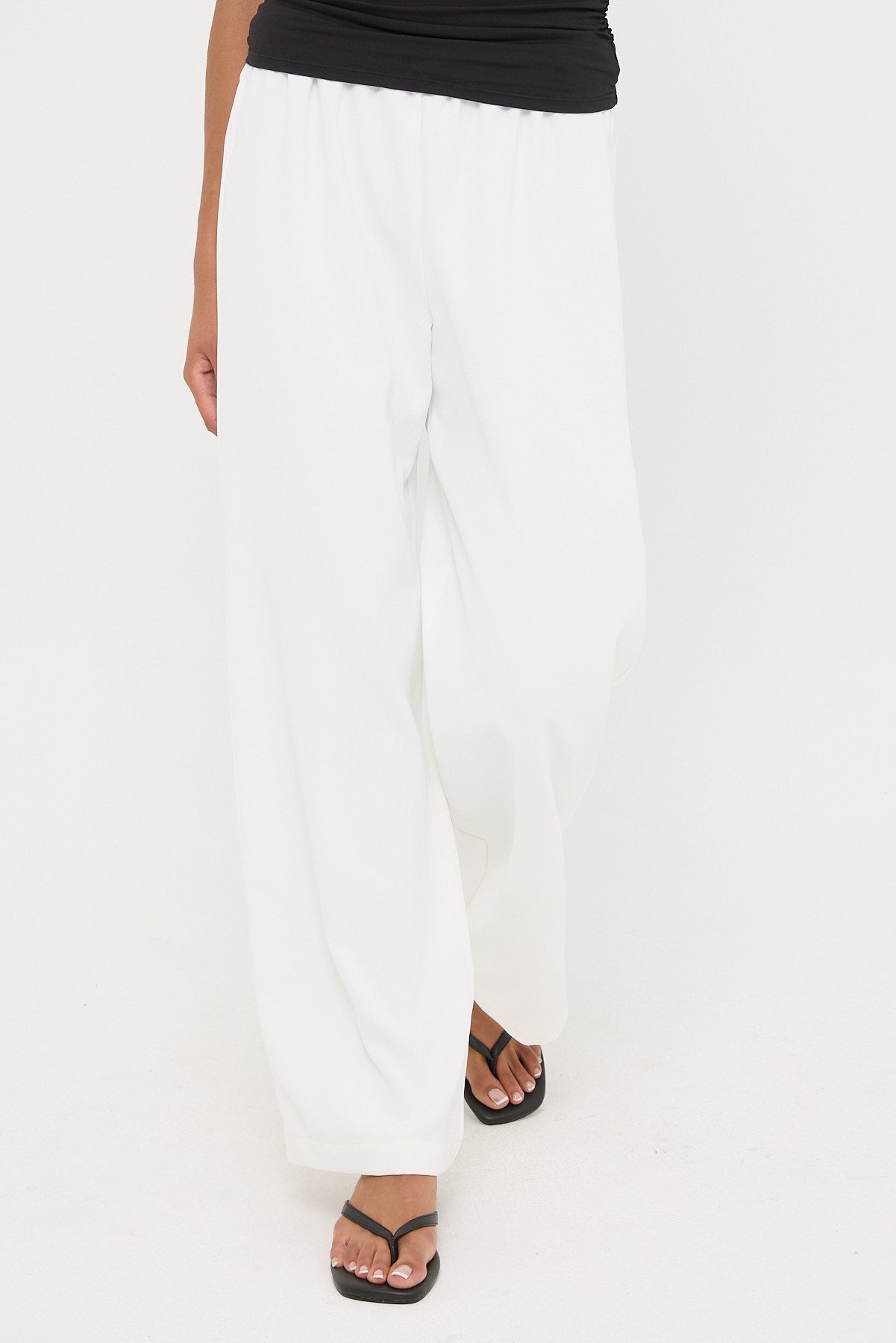 Perfect Stranger Sami Elasticated Mid Rise Pants Cream