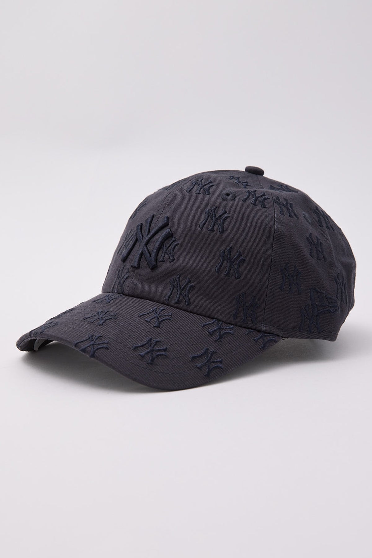 New Era Casual Classic Tonal Monogram Cap Faded Black