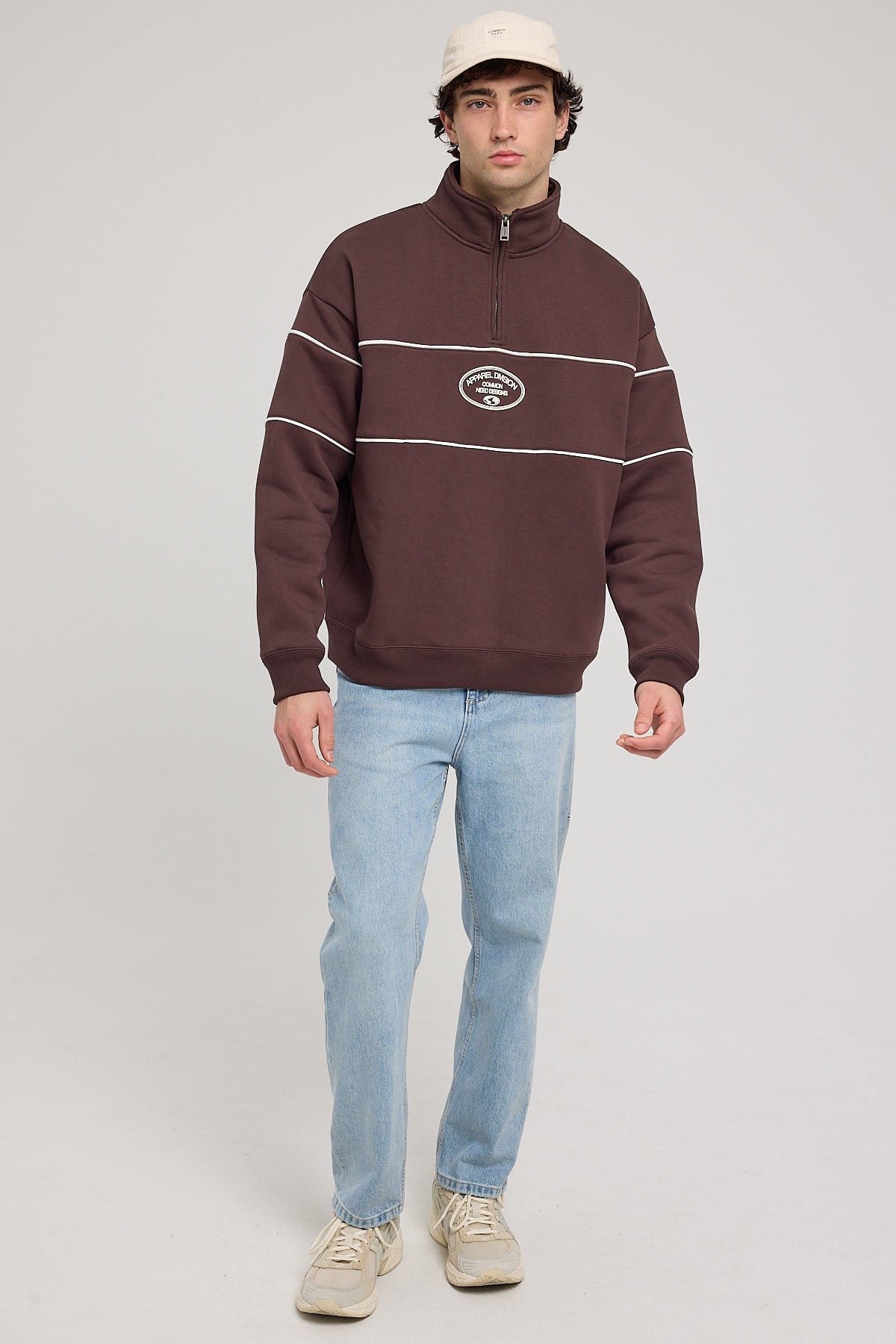 Common Need Form Quarter Zip Sweater Dark Brown