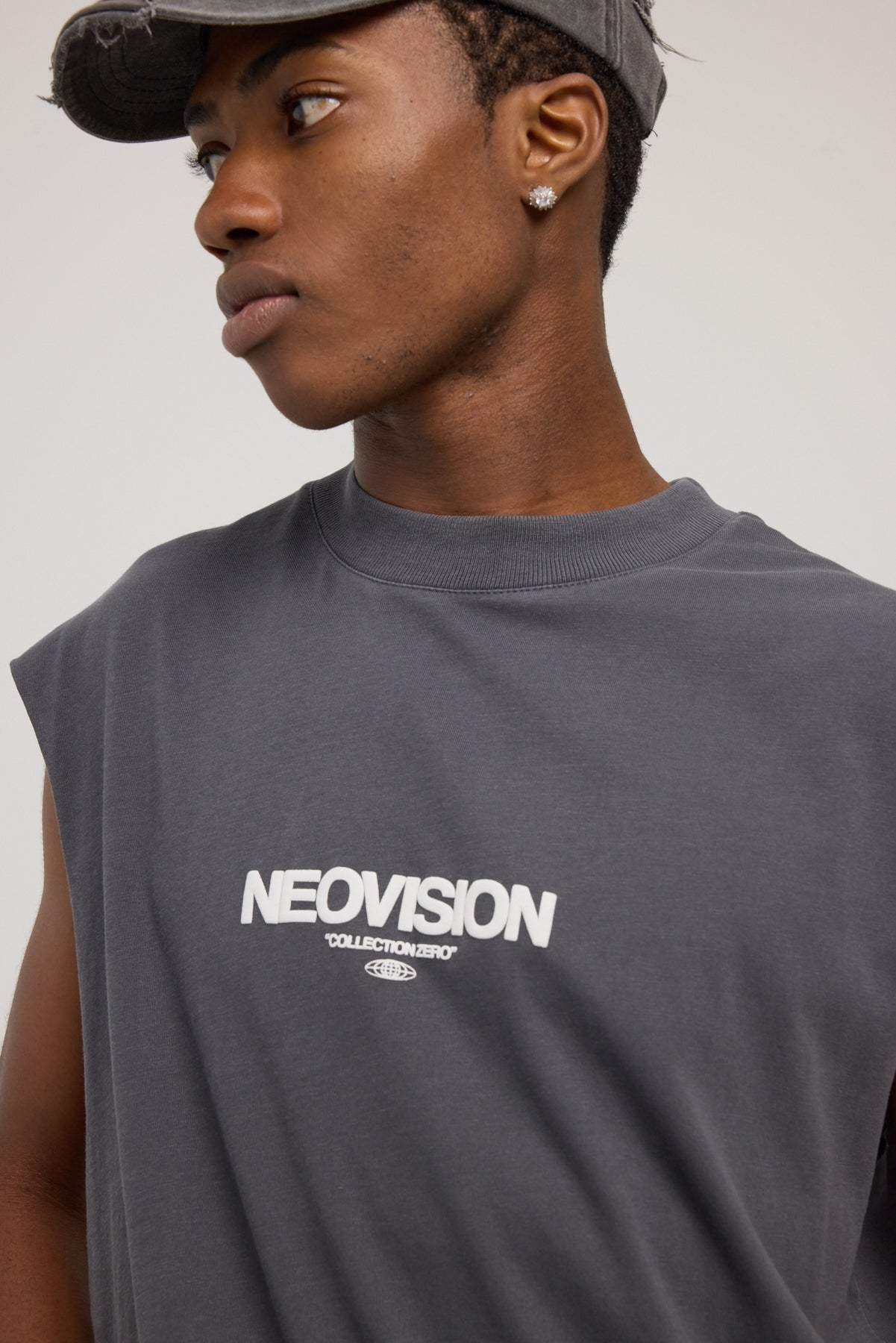 Neovision Exhibit Muscle Tank Washed Black