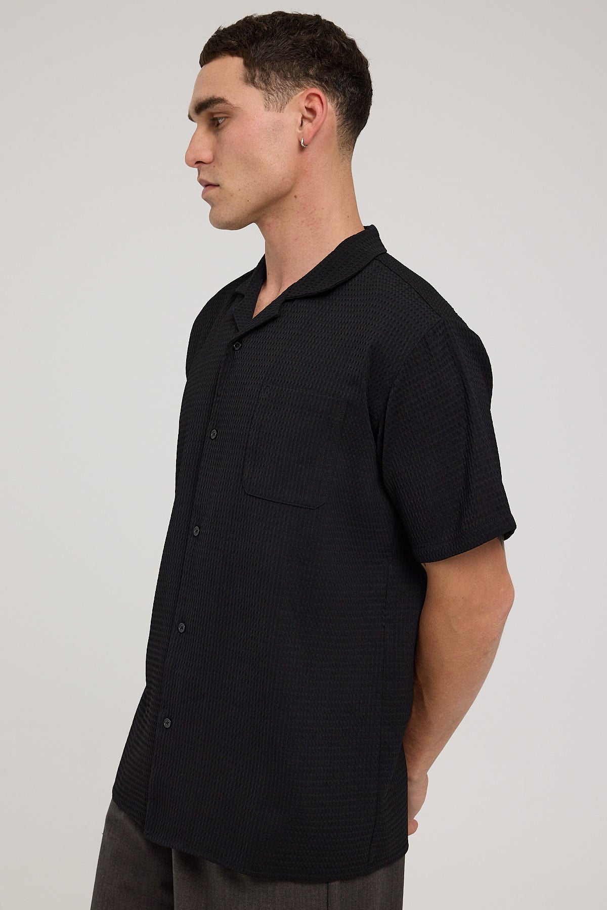 Common Need Dune Waffle Resort Shirt Black