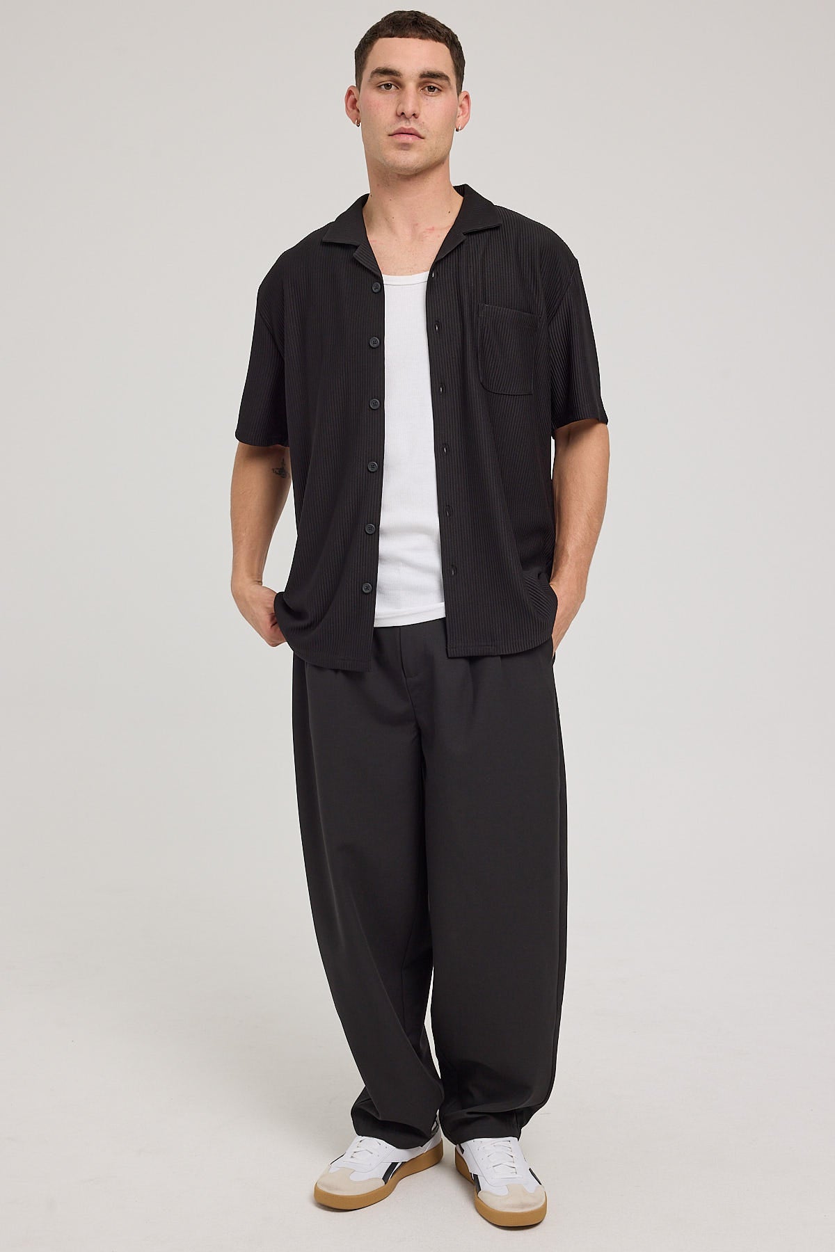 Common Need Blanco Pleated Tailored Trouser Black