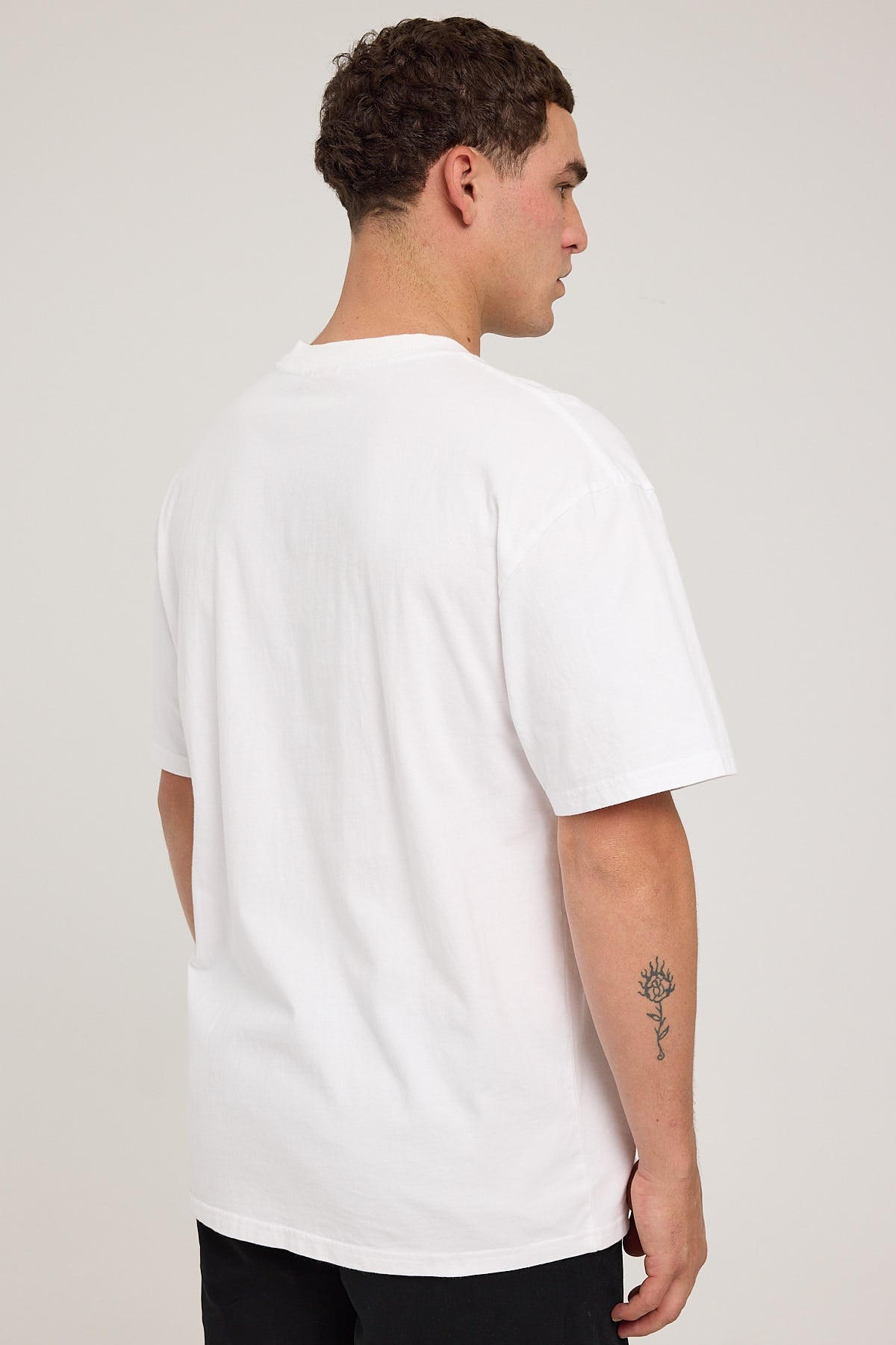 Billy Bones Club Love Locked Tee Vintage White