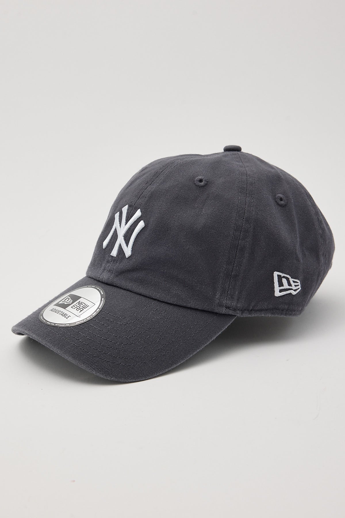 New Era New York Yankees Casual Classic Cap Dark Graphite/White Embroidery