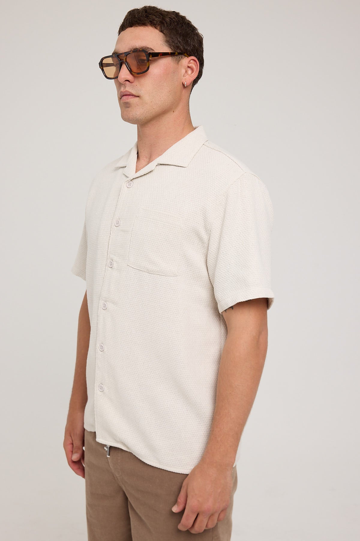 Common Need Artisan Resort Shirt Off White