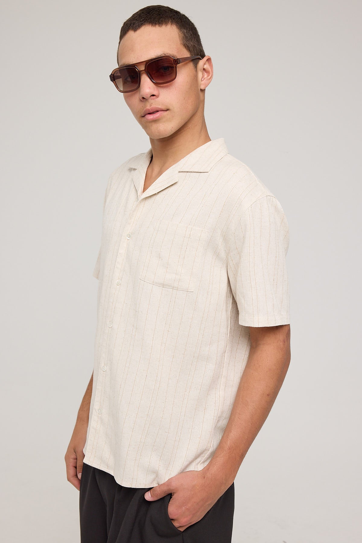 Common Need Hampton Resort Shirt Natural Stripe