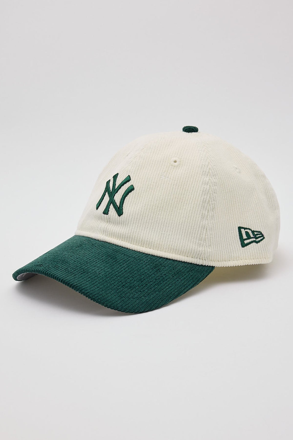 New Era 9Twenty Corduroy New York Yankees Cap Chrome White/Dark Green