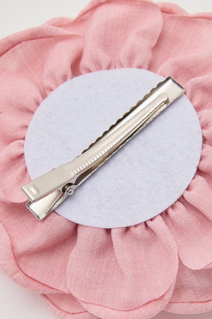 Token Rose Hair Clip Pink