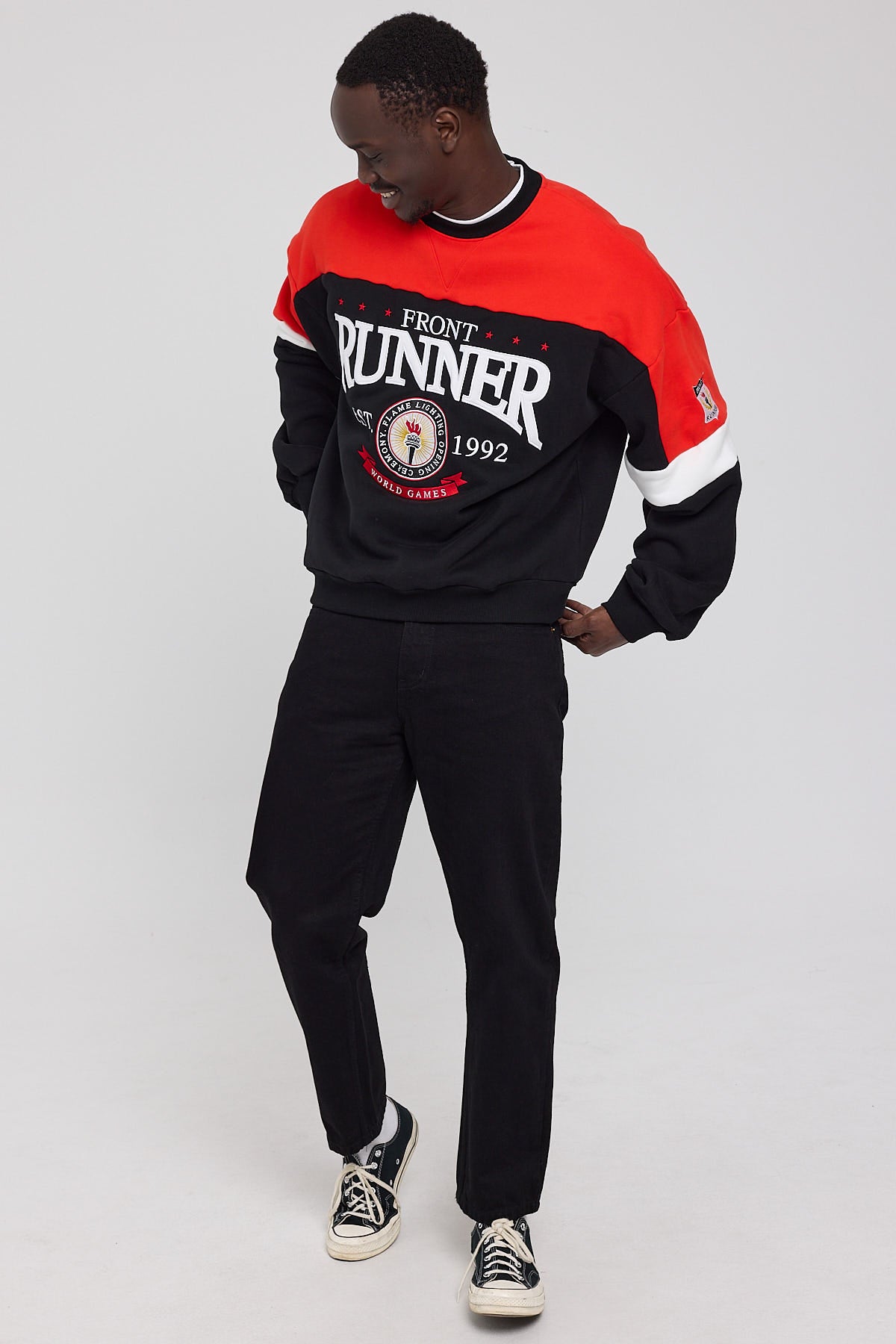 Front Runner World Games Crewneck Black/Chilli