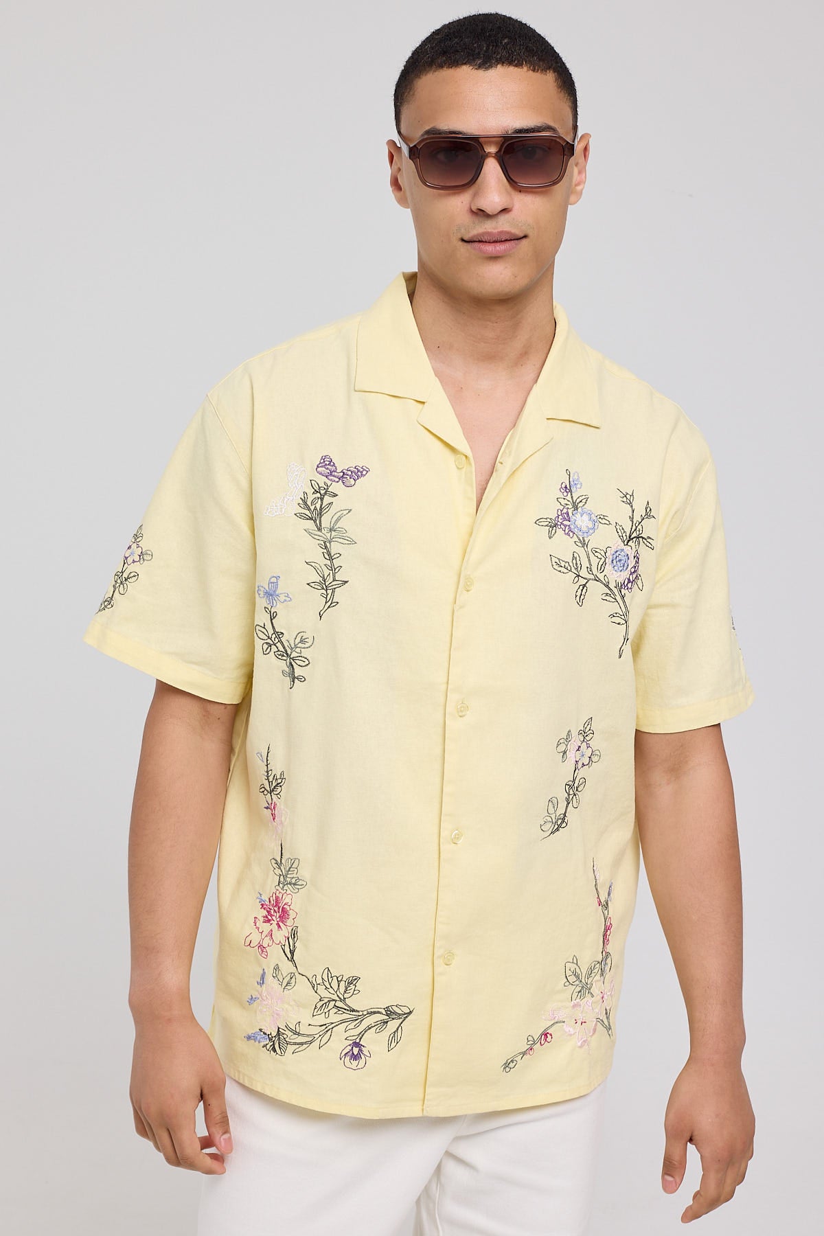 Common Need Paradise Embroidered Resort Shirt Butter Yellow